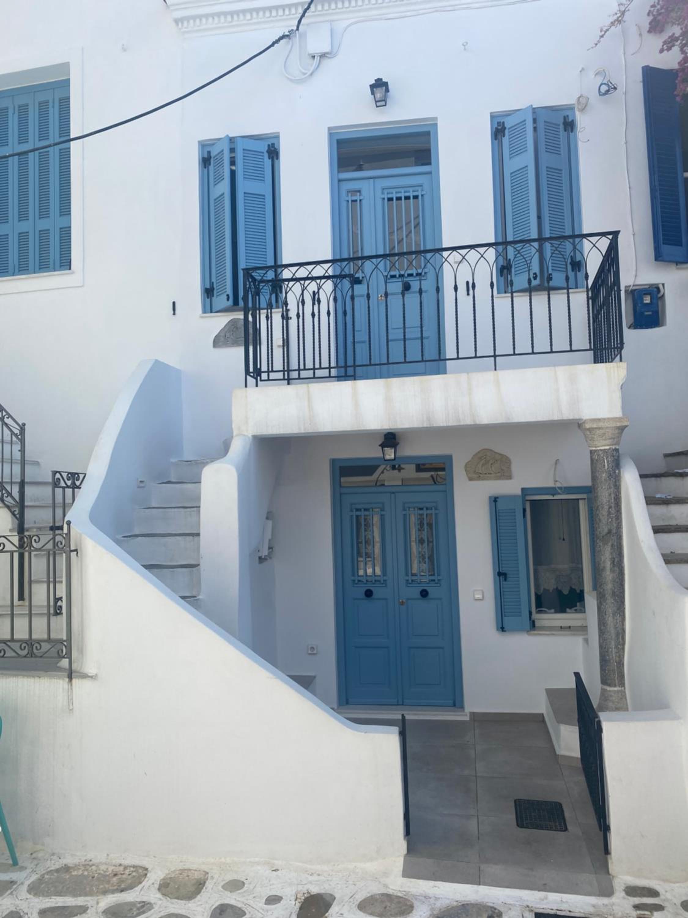 Bianco Blue