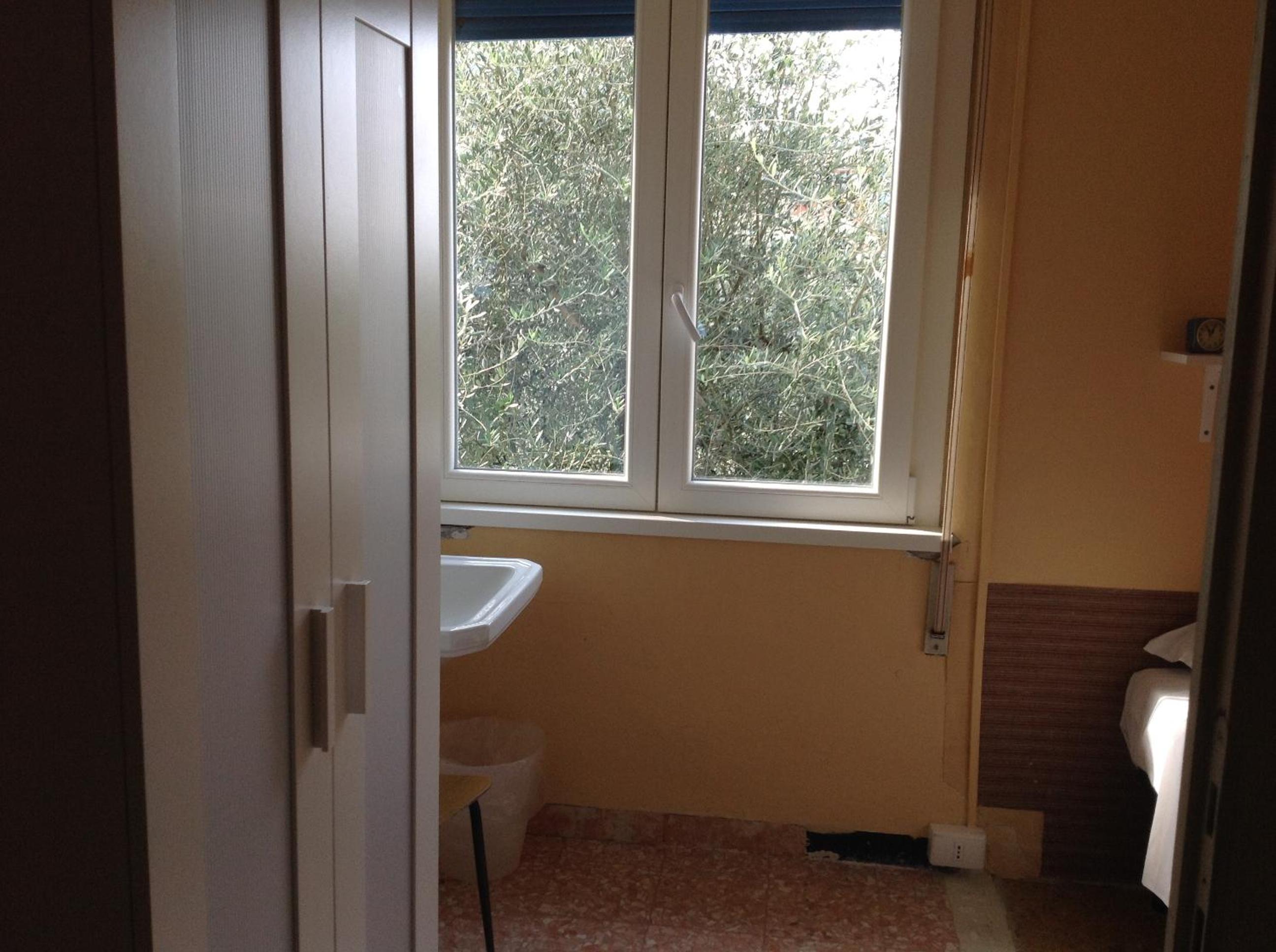 Photo 28