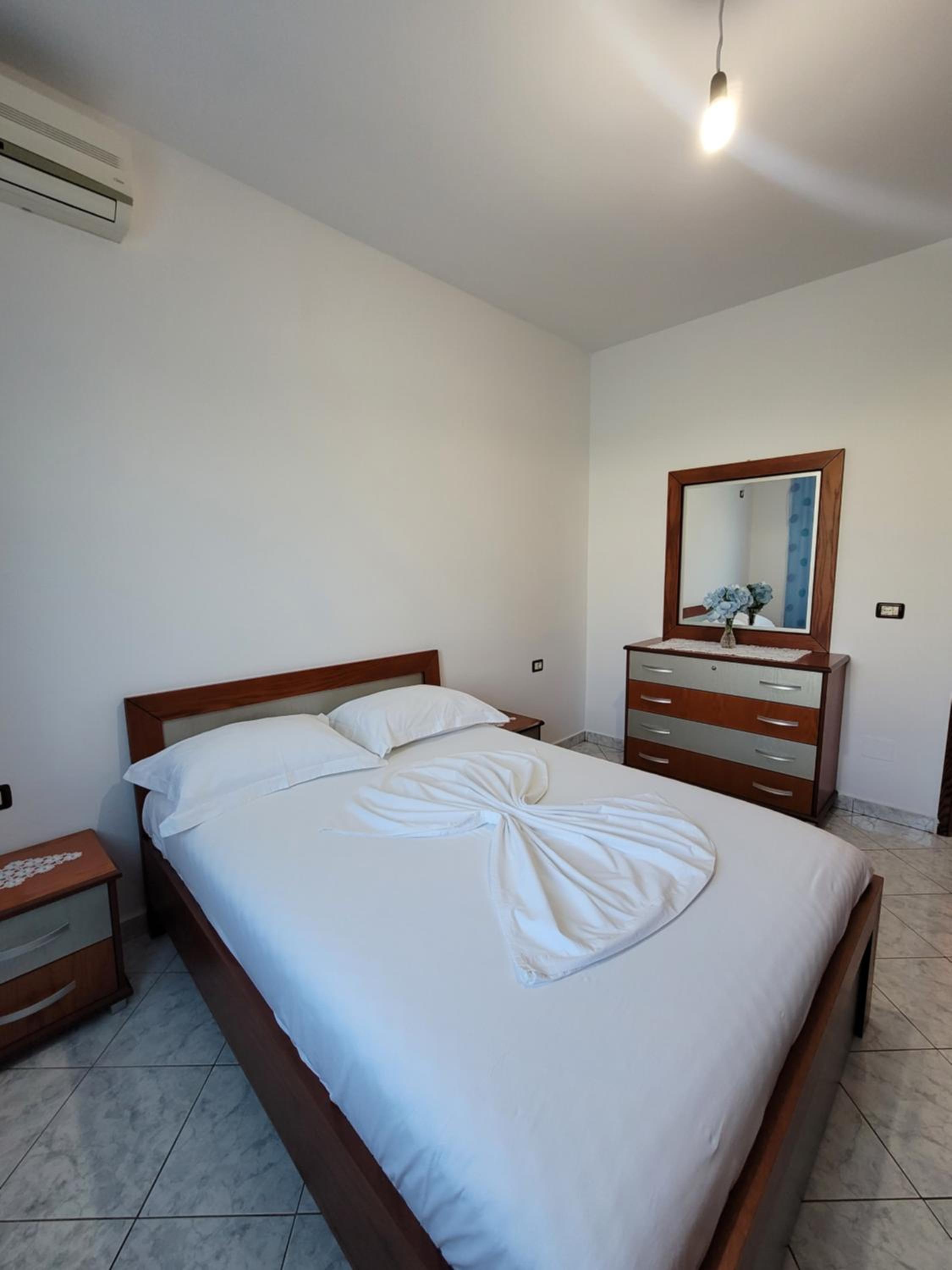Petrefi Apartments
