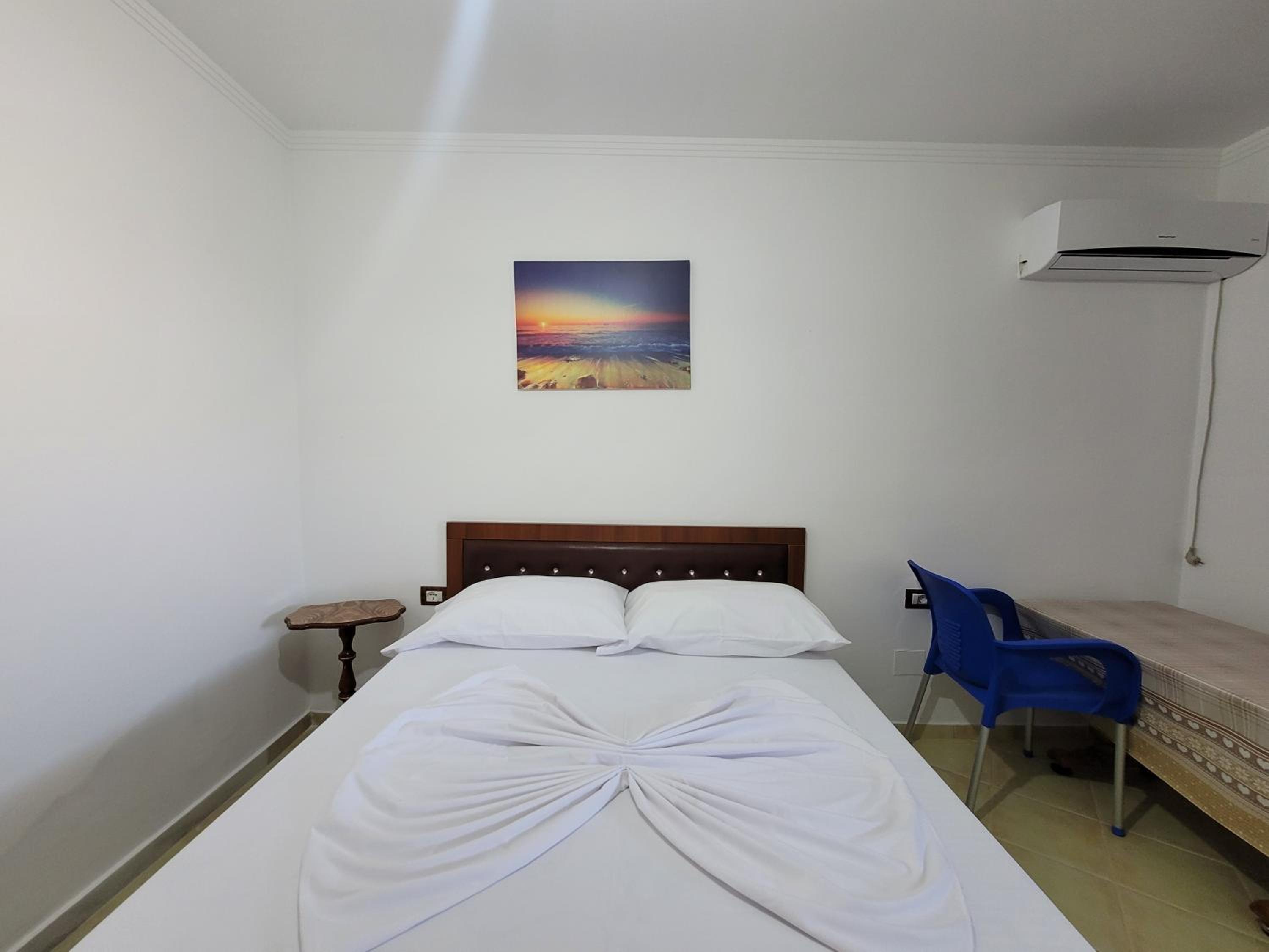 Petrefi Apartments