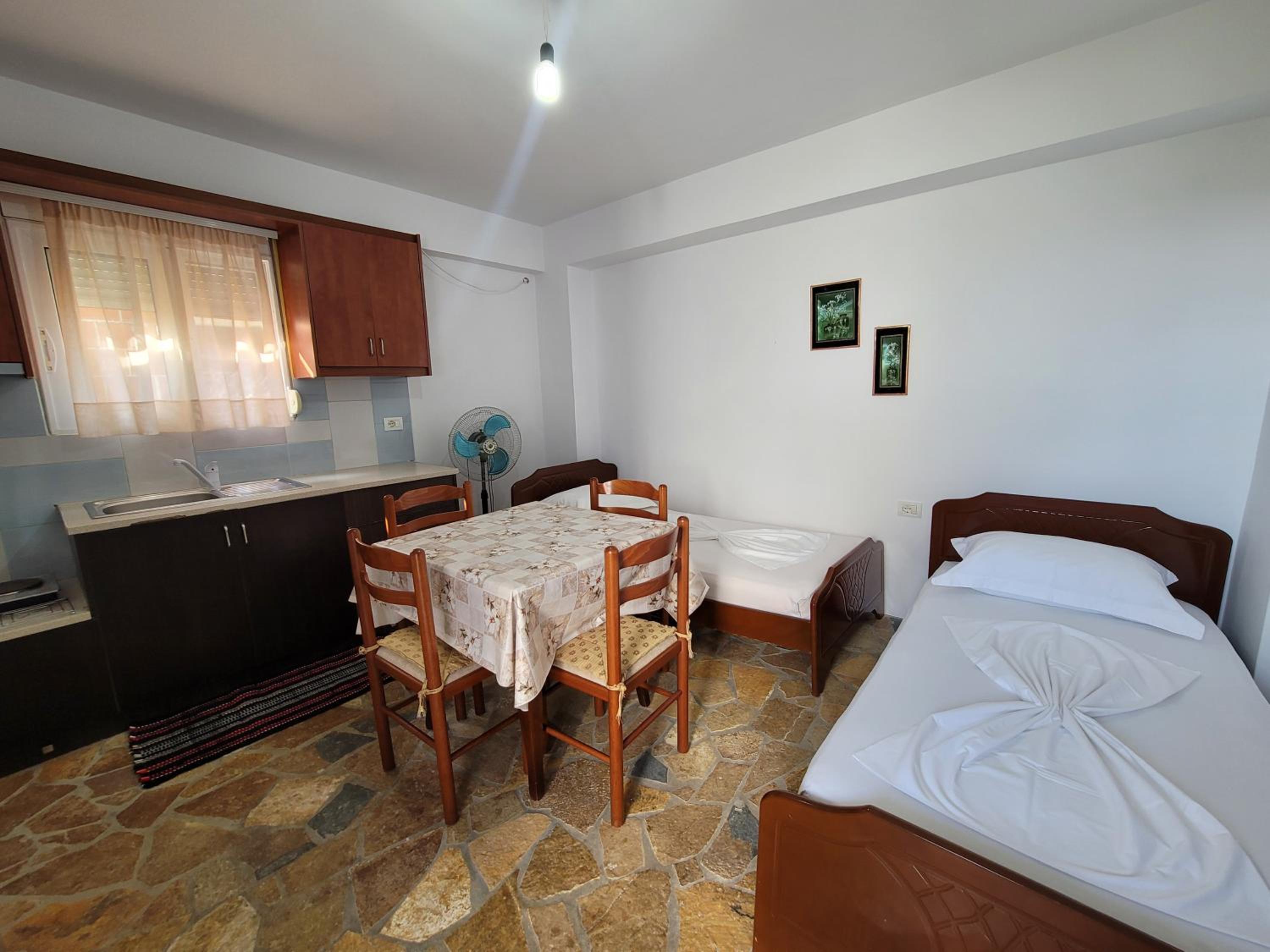 Petrefi Apartments