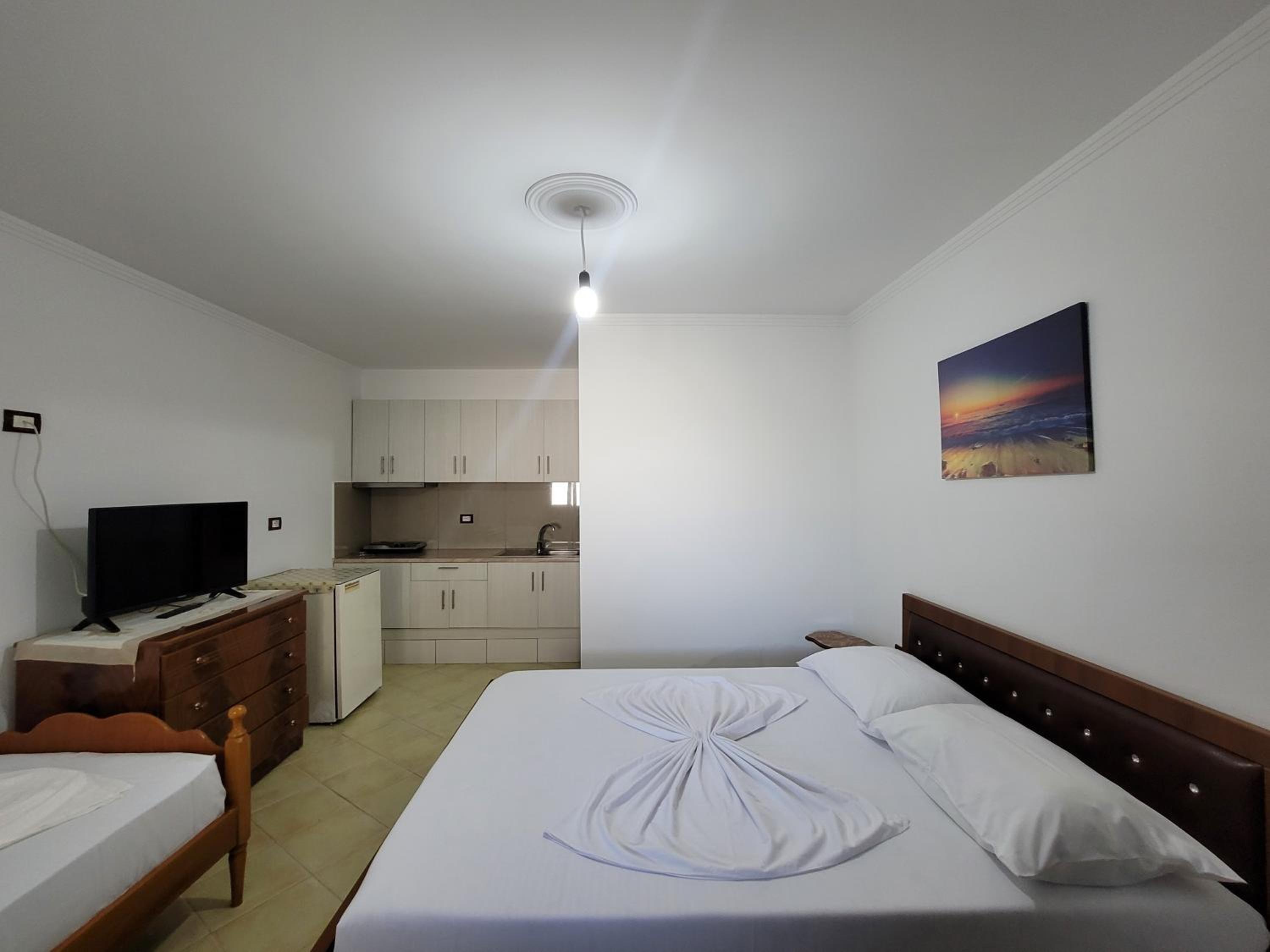 Petrefi Apartments