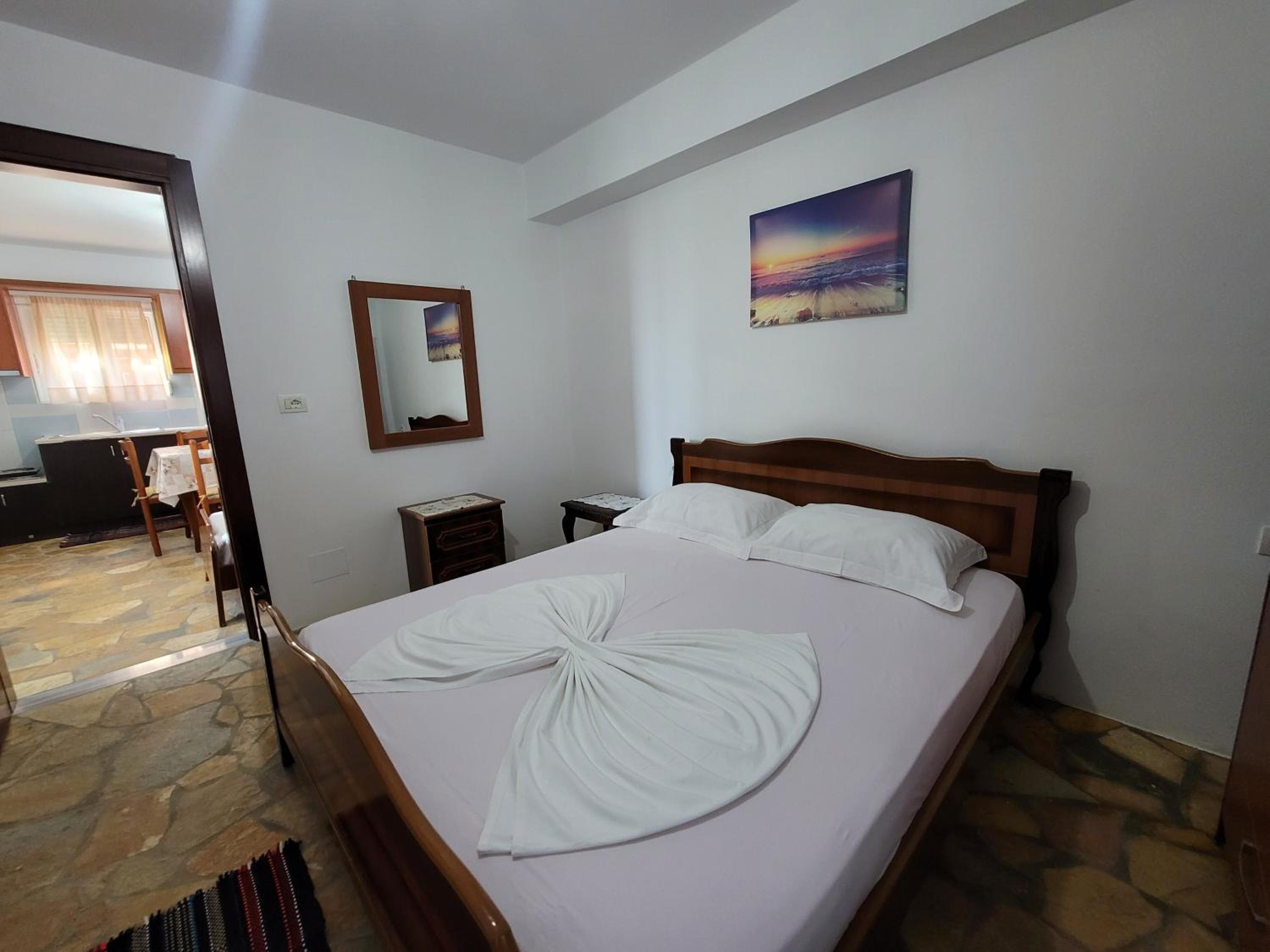 Petrefi Apartments