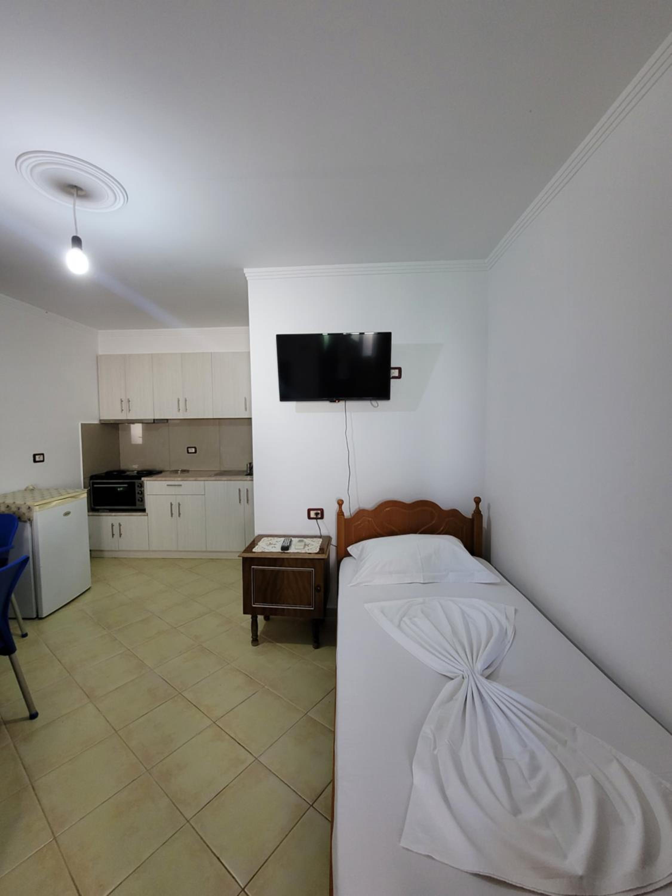 Petrefi Apartments