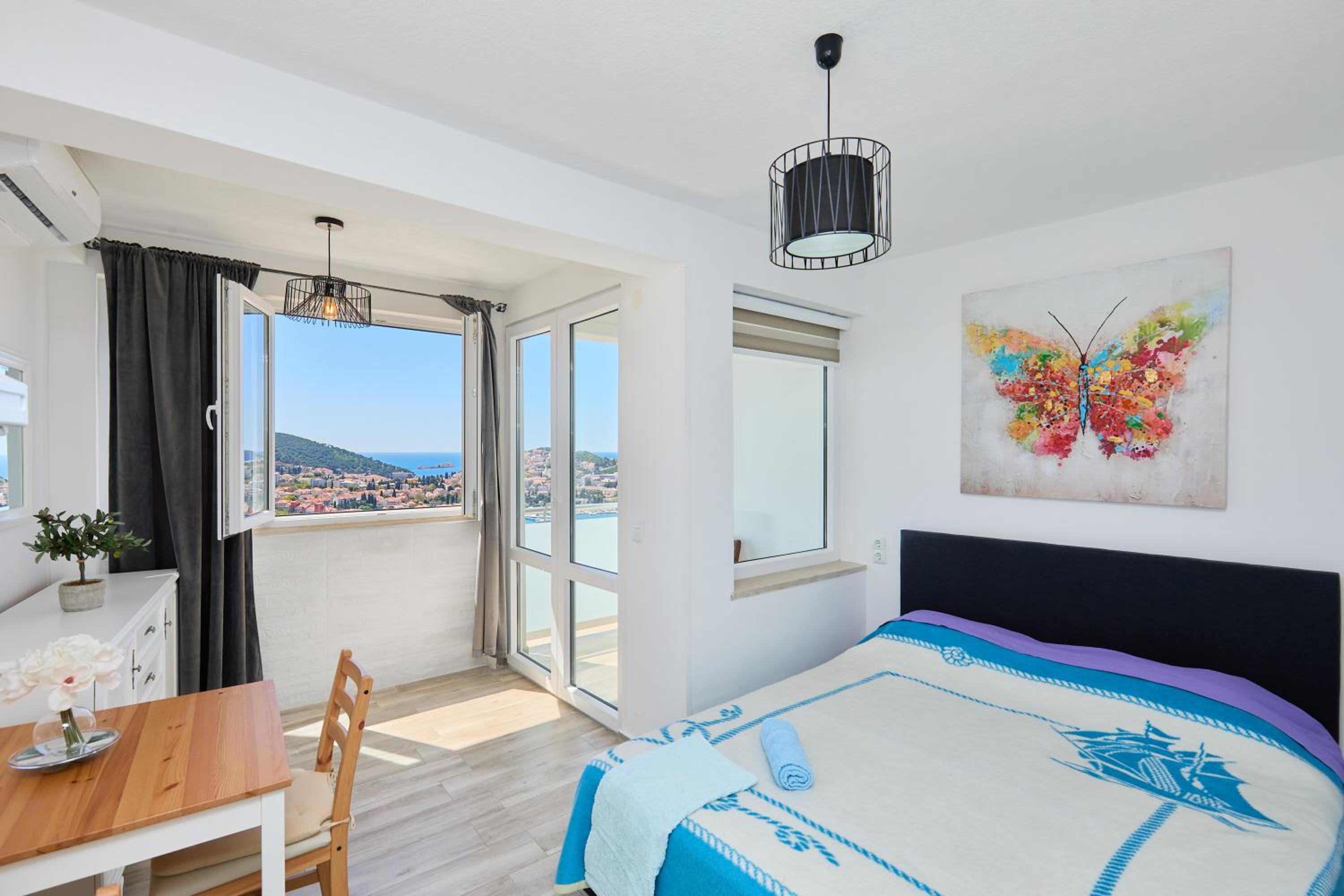 Studio Apartment Tarik