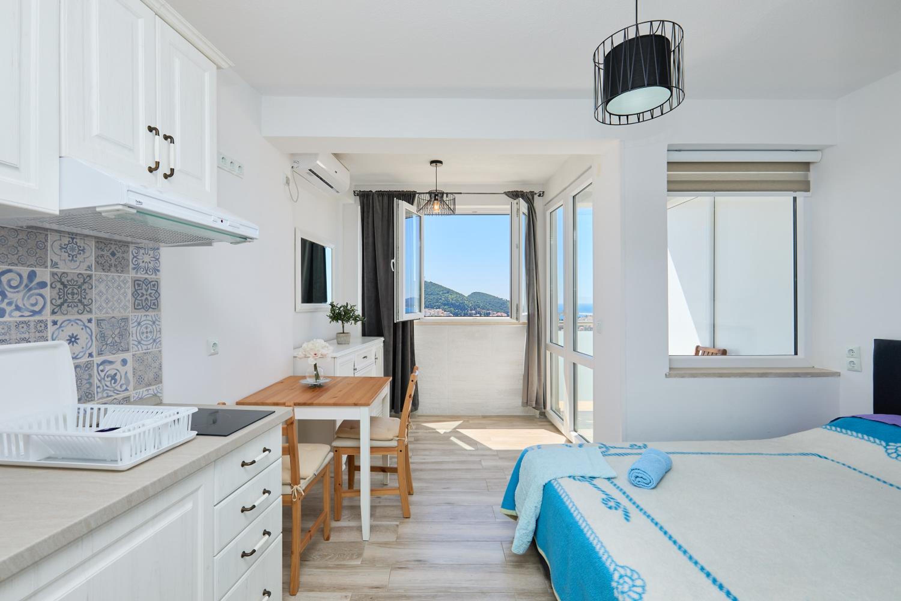 Studio Apartment Tarik