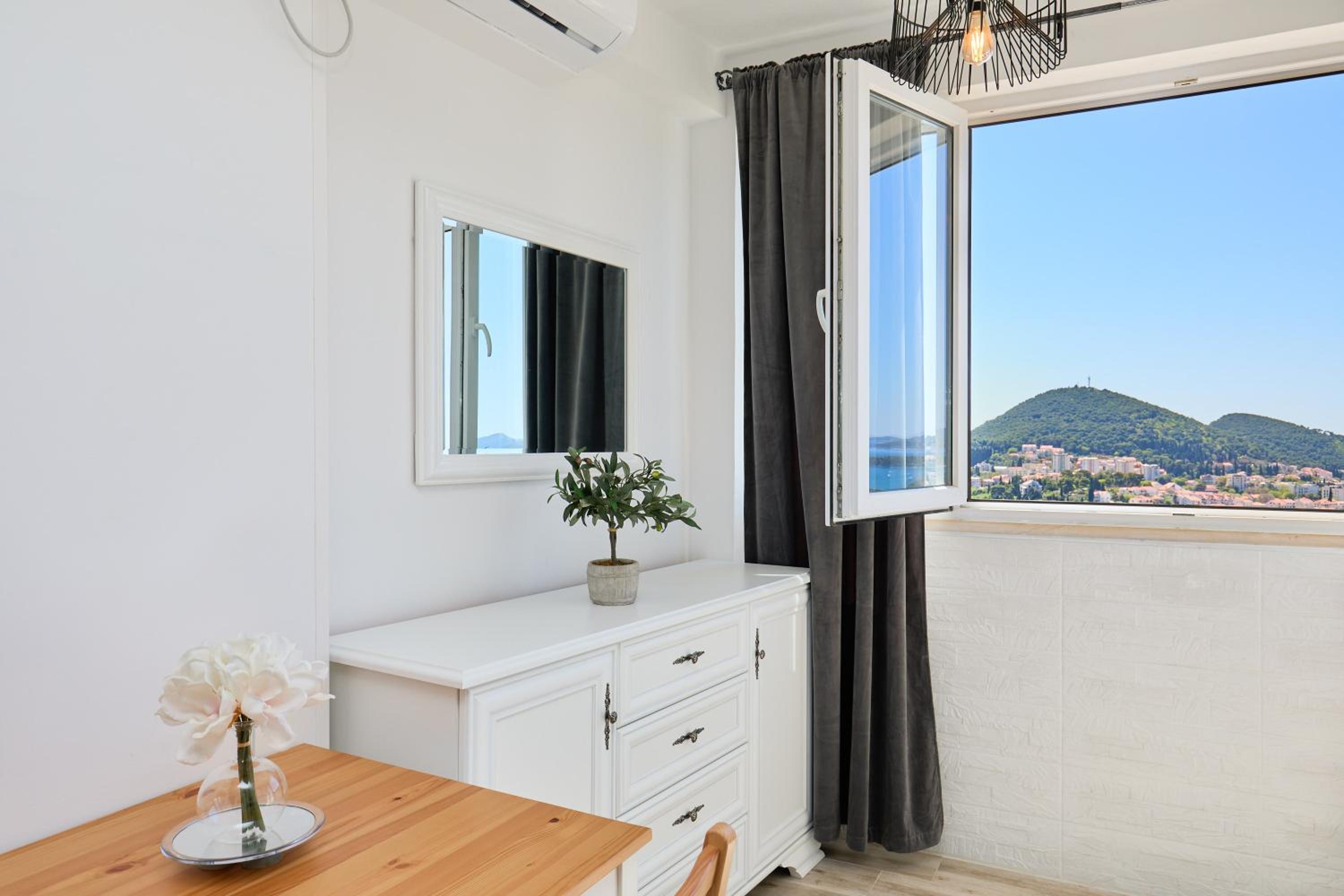 Studio Apartment Tarik