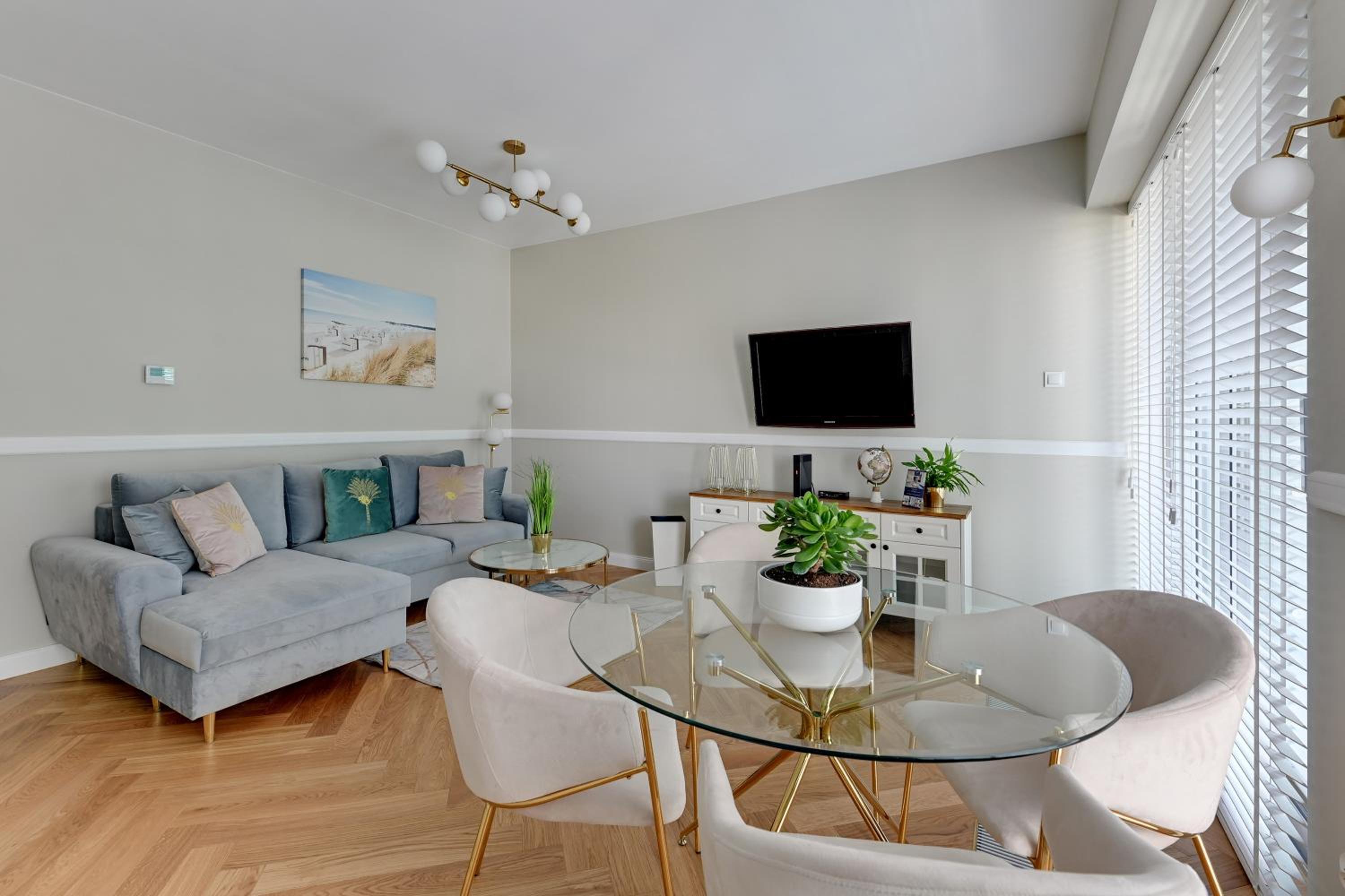 Wave Apartments - Yacht Park