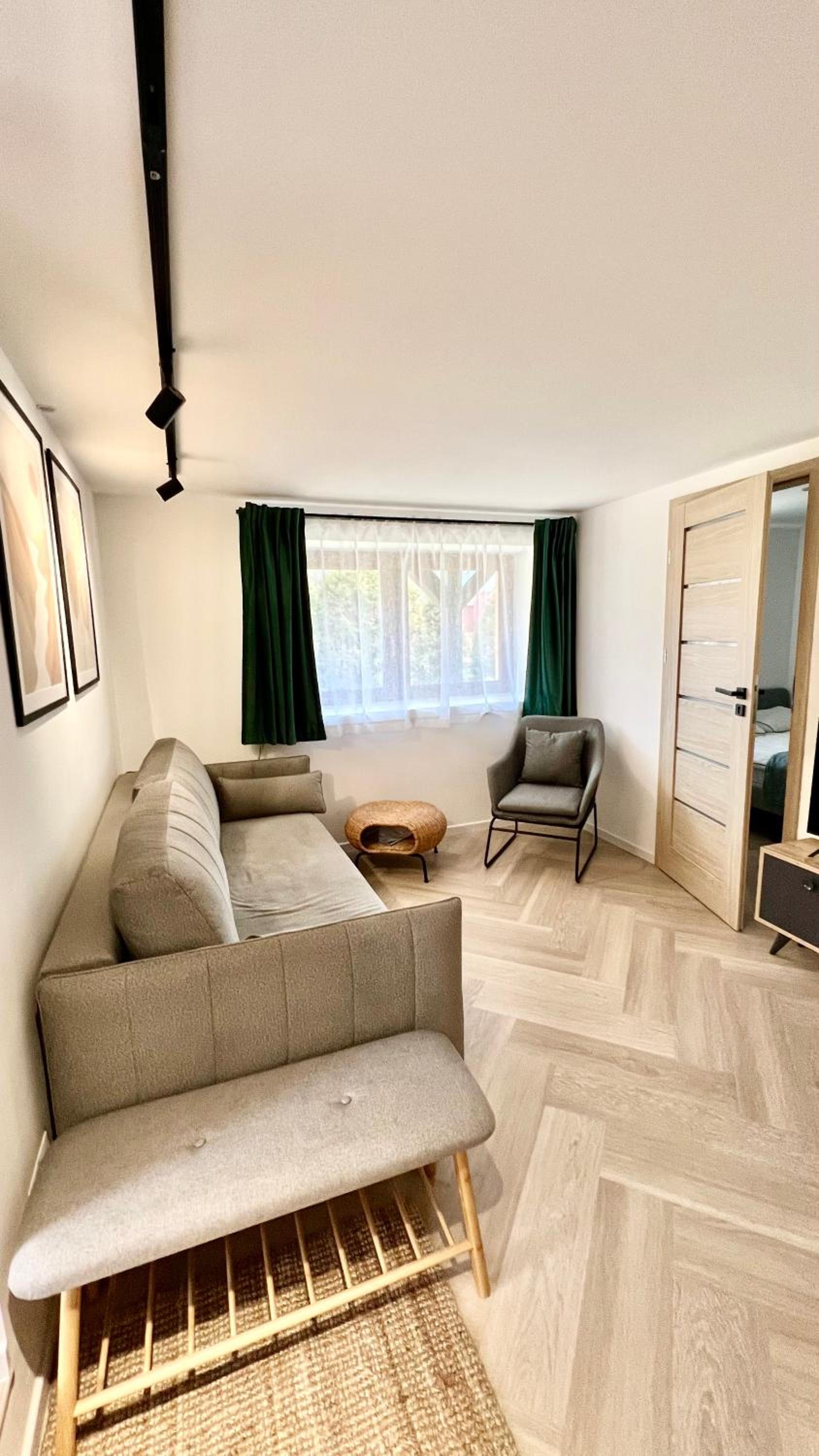 Apartament 21