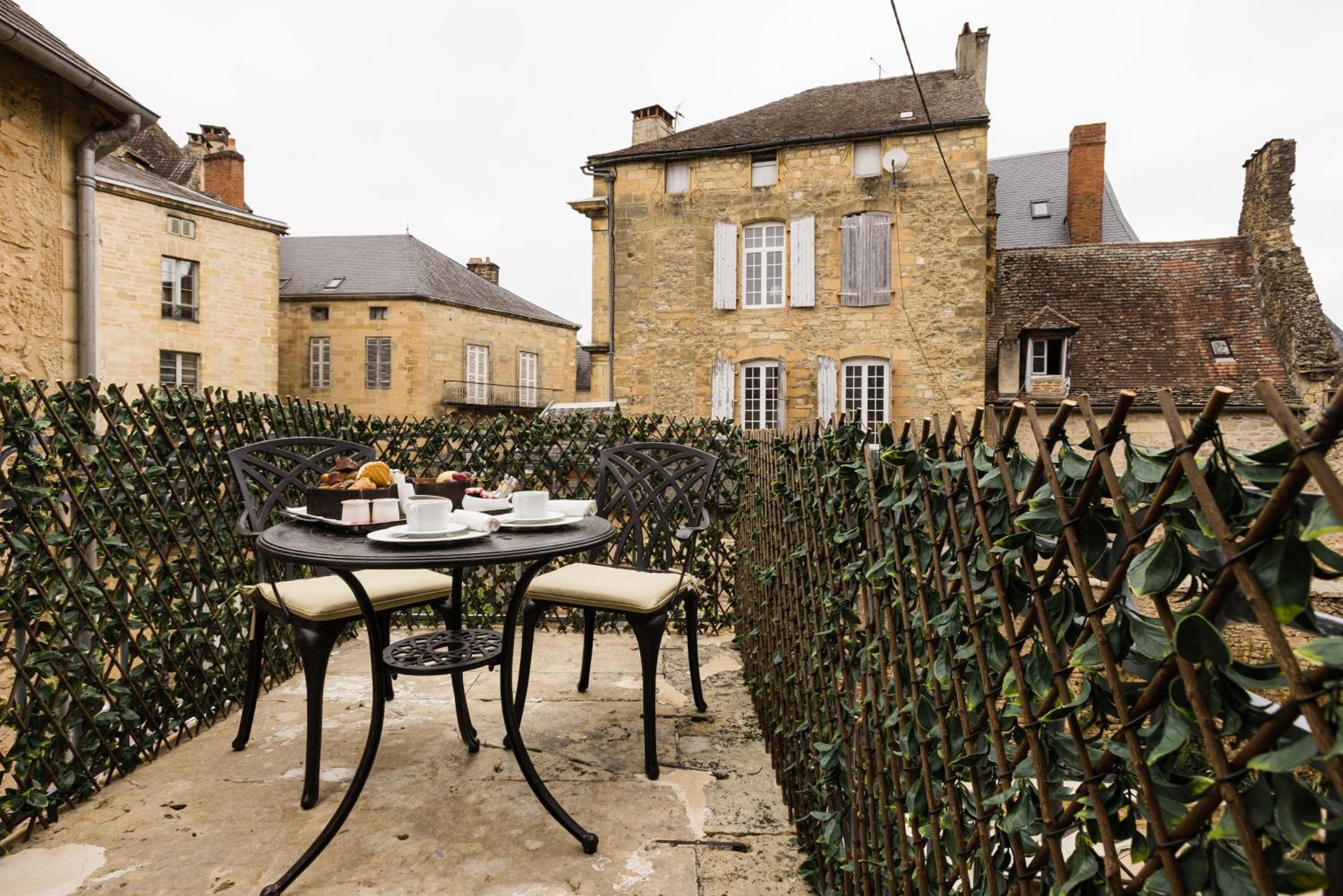 Le Petit Manoir 20