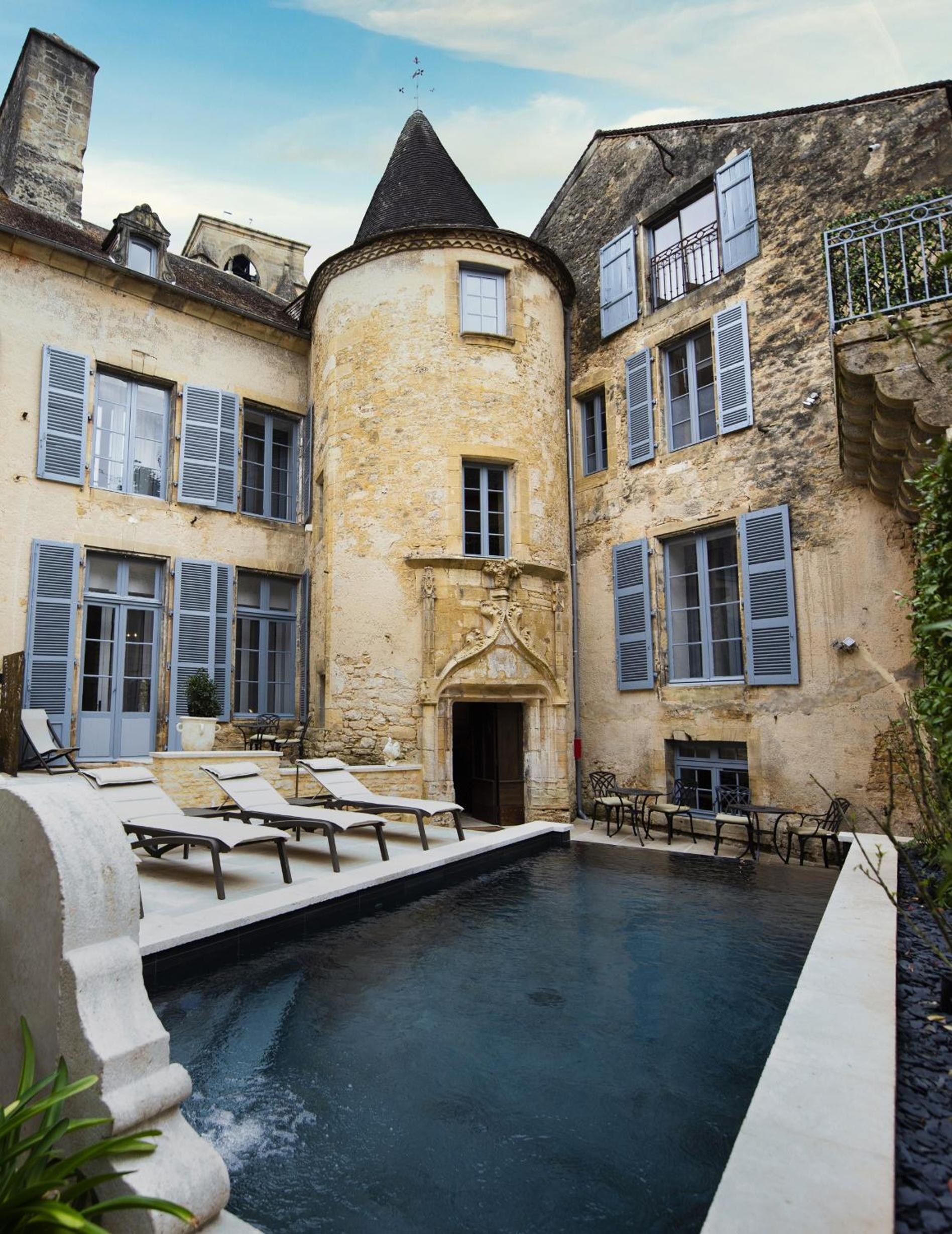 Le Petit Manoir 27