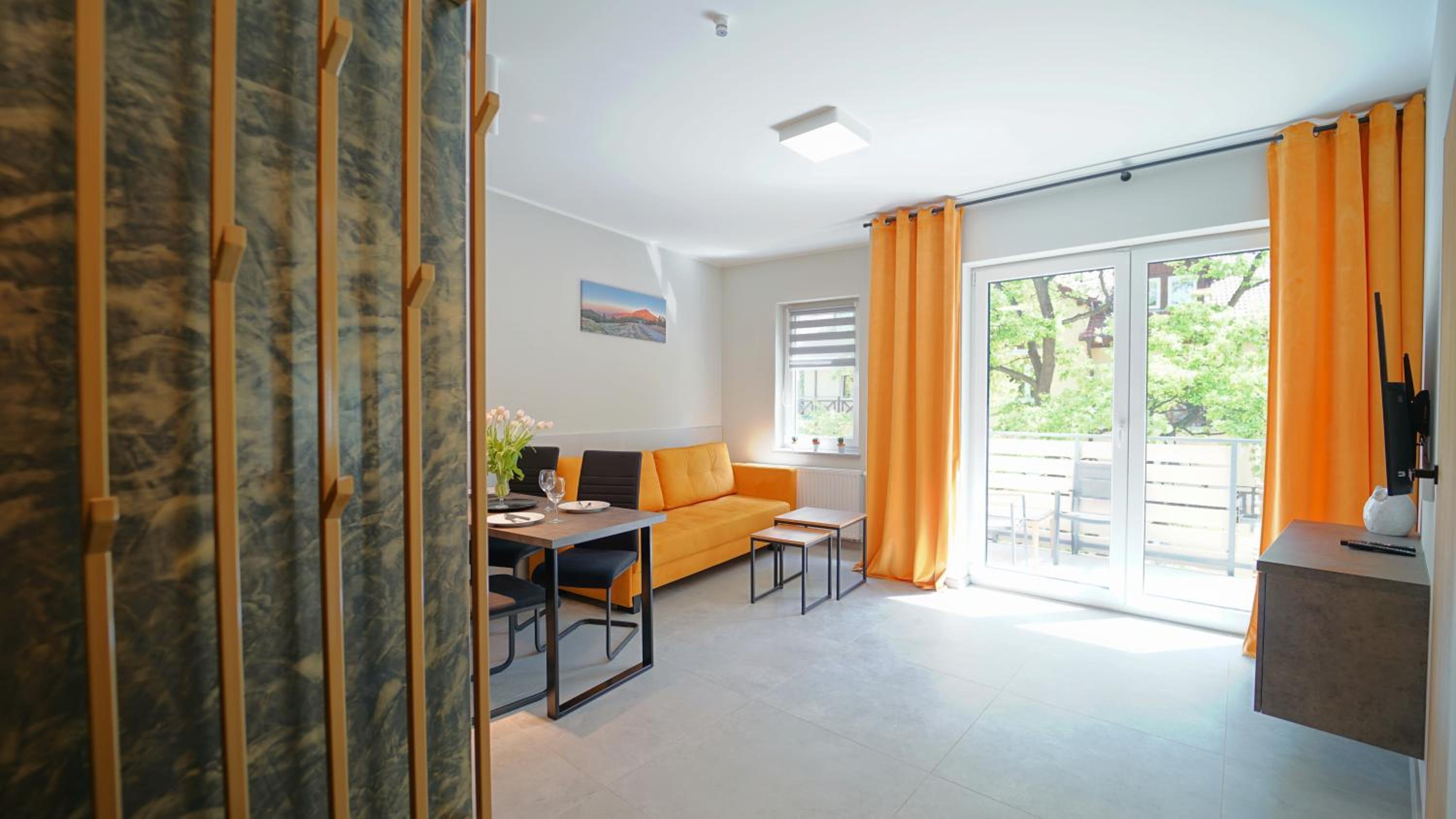 Apartamenty EverySky - Nad Łomnicą 1E-2B view 3