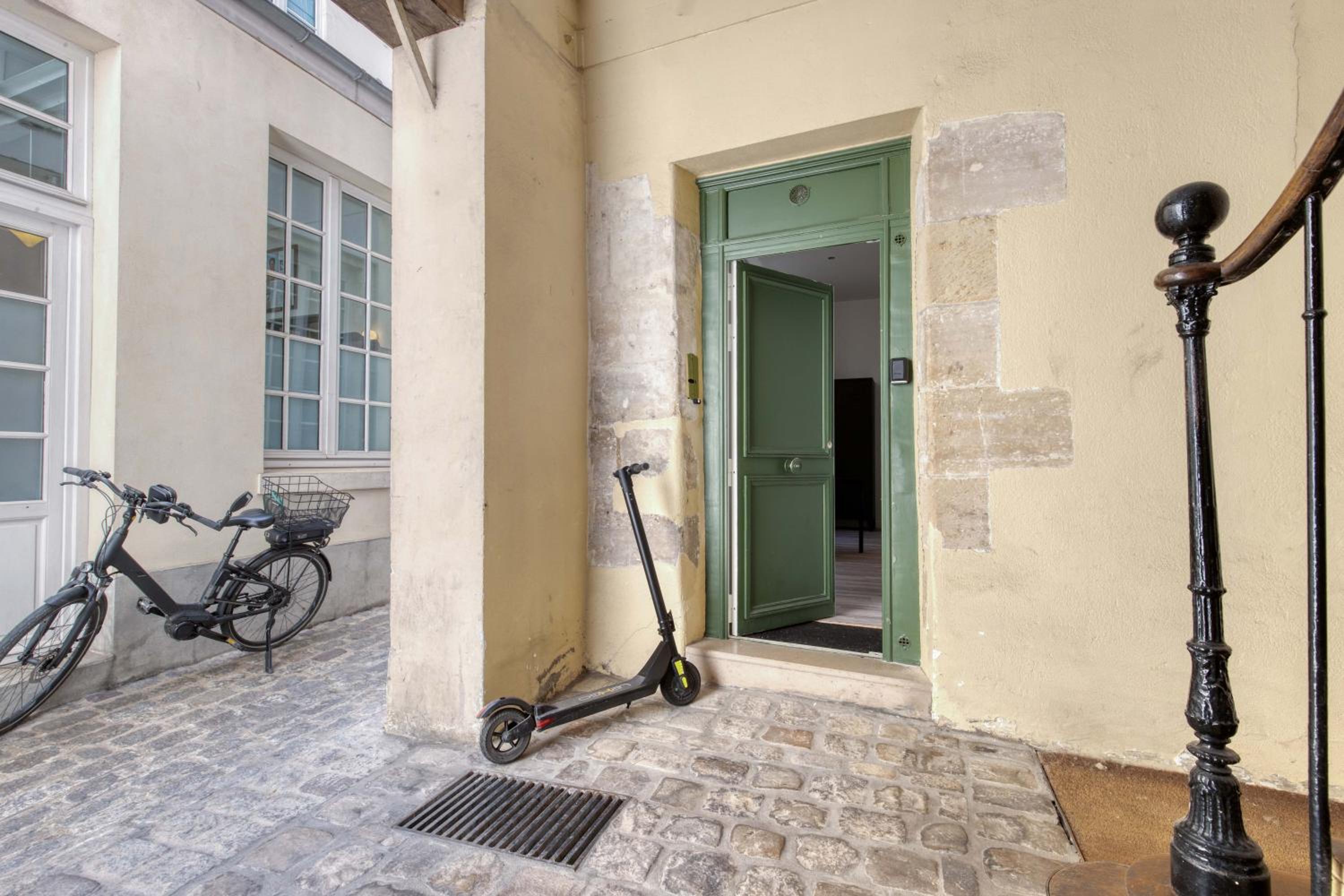 New & Design Studios in the Heart of Le Marais