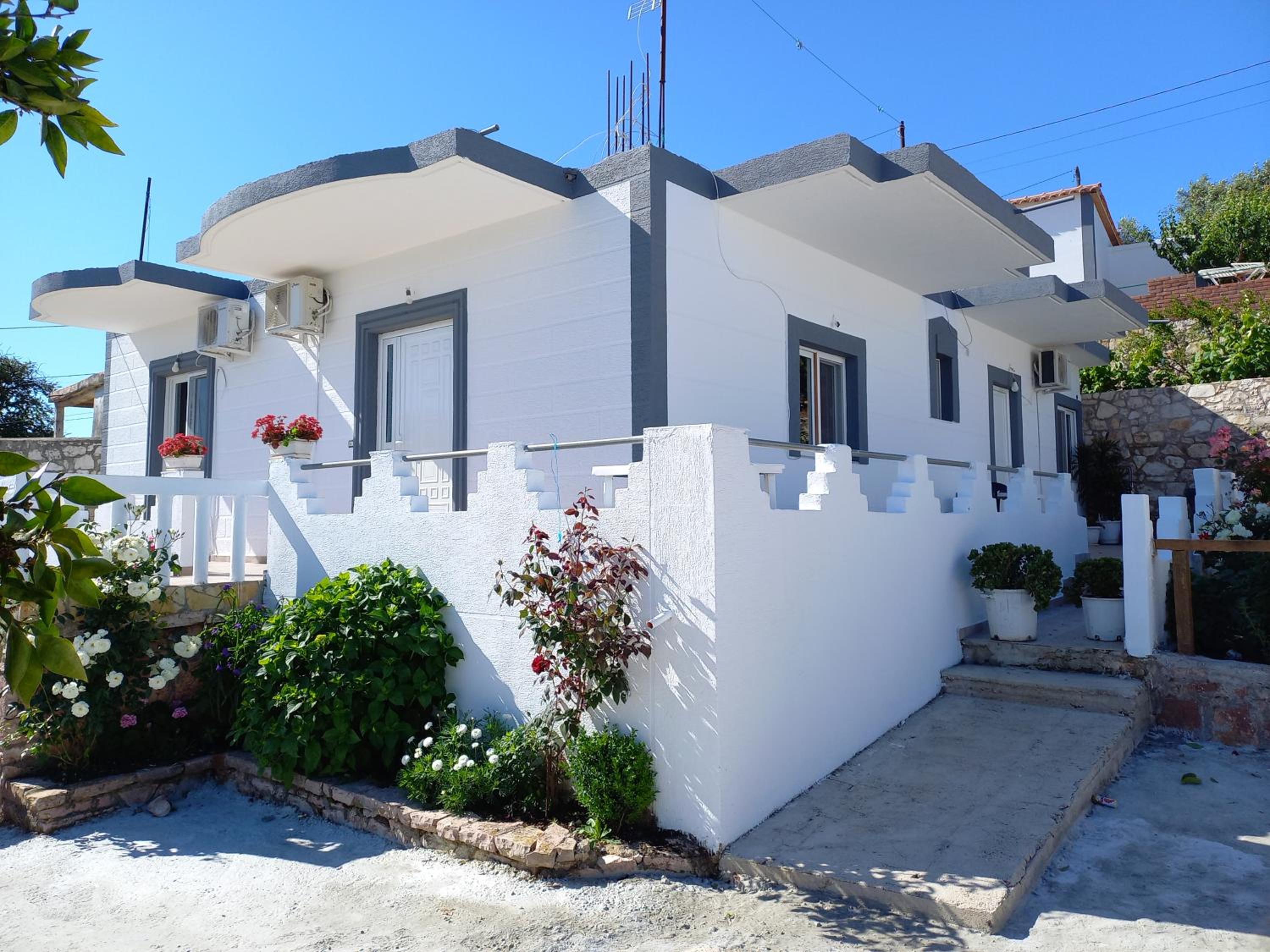Emiljano Seaview