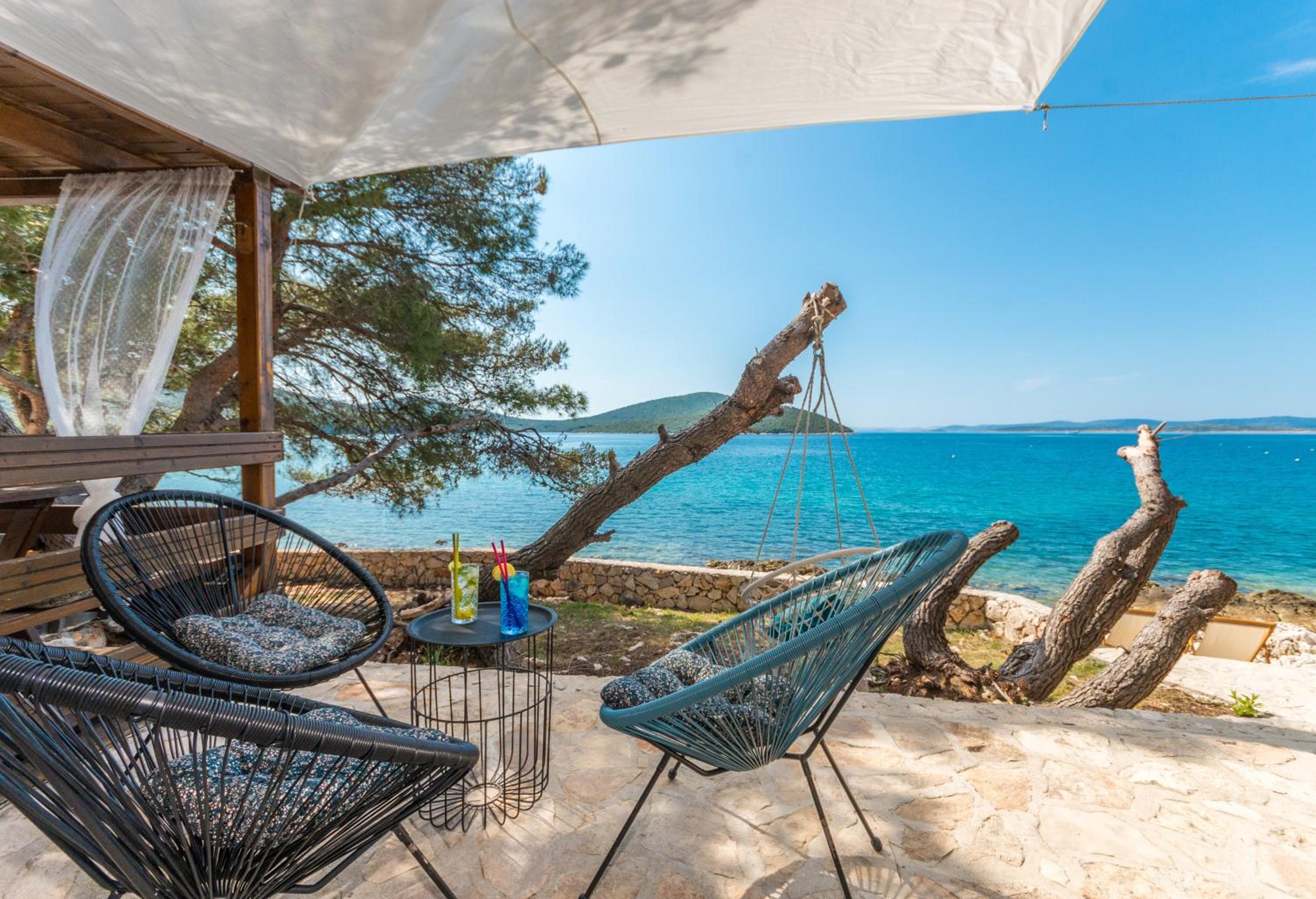 Bungalows with pool Dream of Kornati