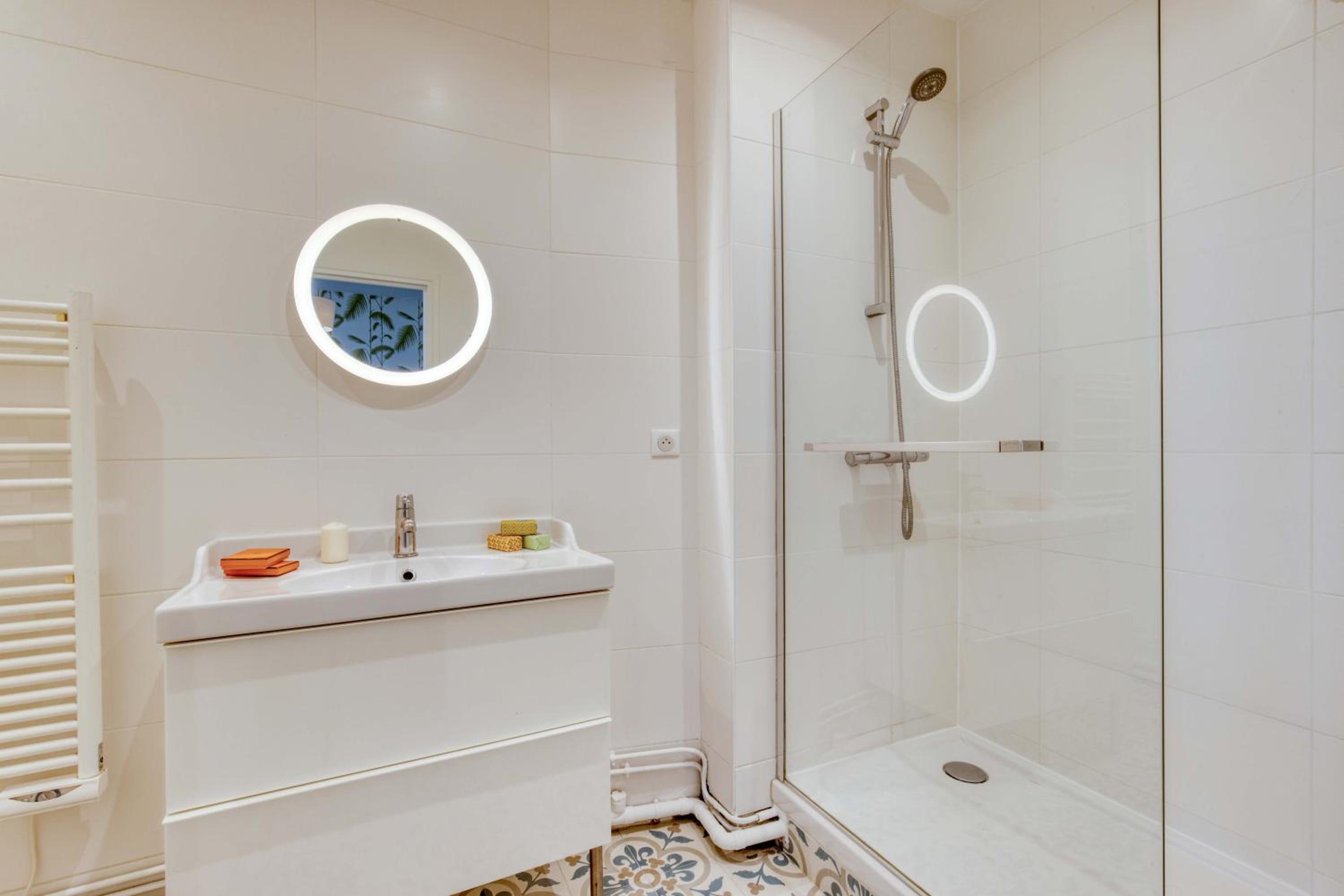 New & Design 1bd Flat in the Heart of le Marais