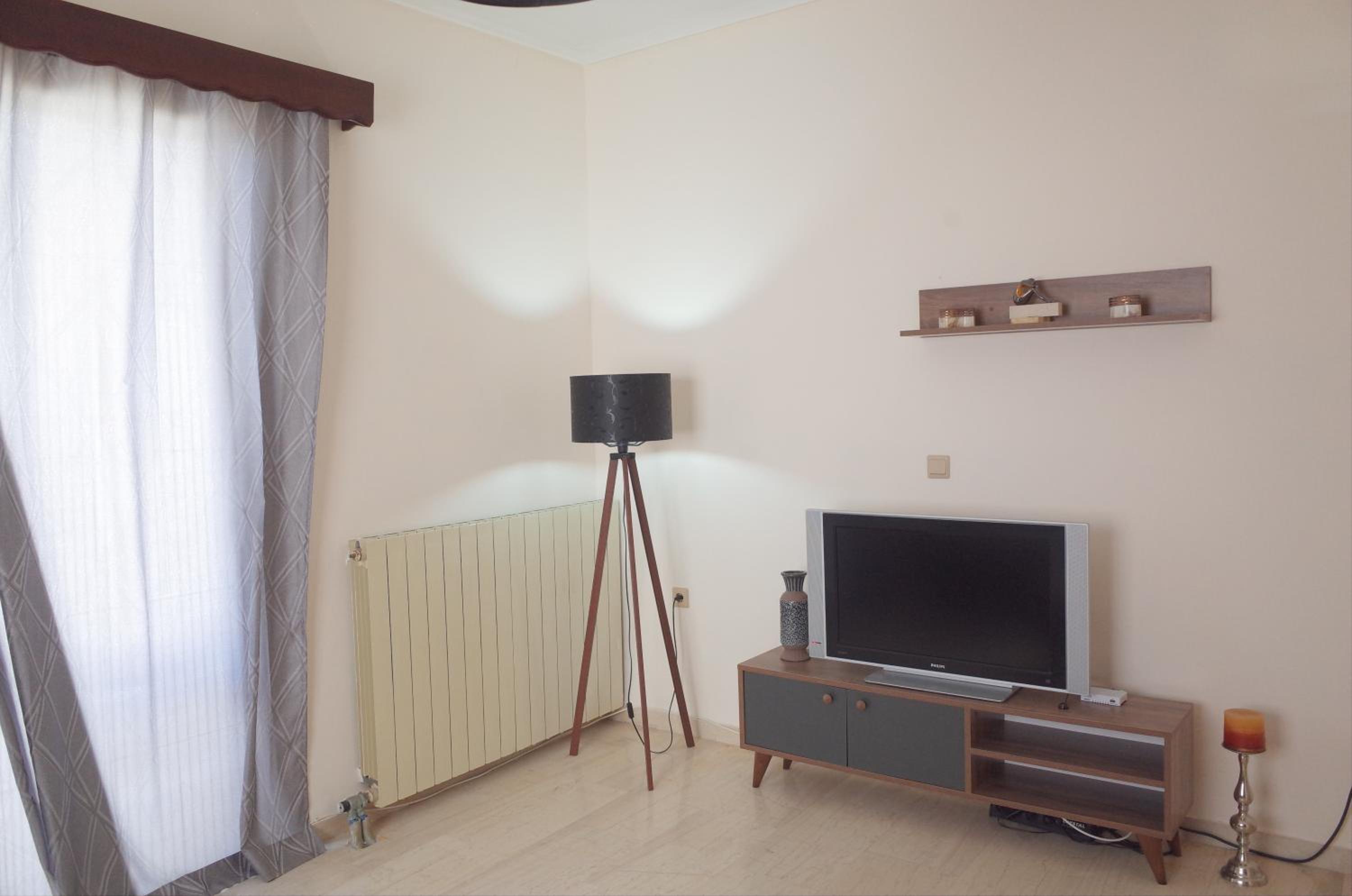Tsotsos House photo 1