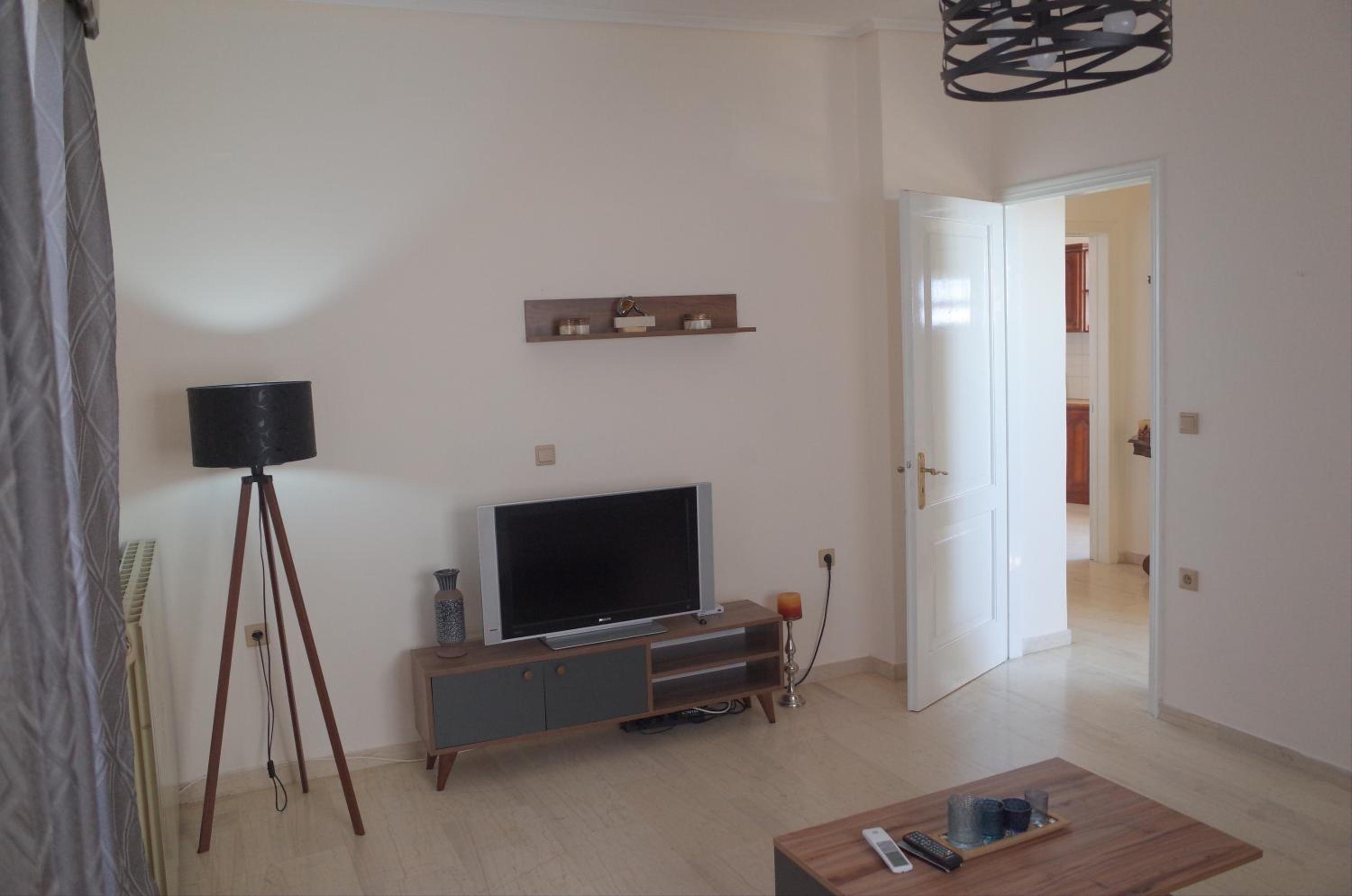 Tsotsos House photo 2
