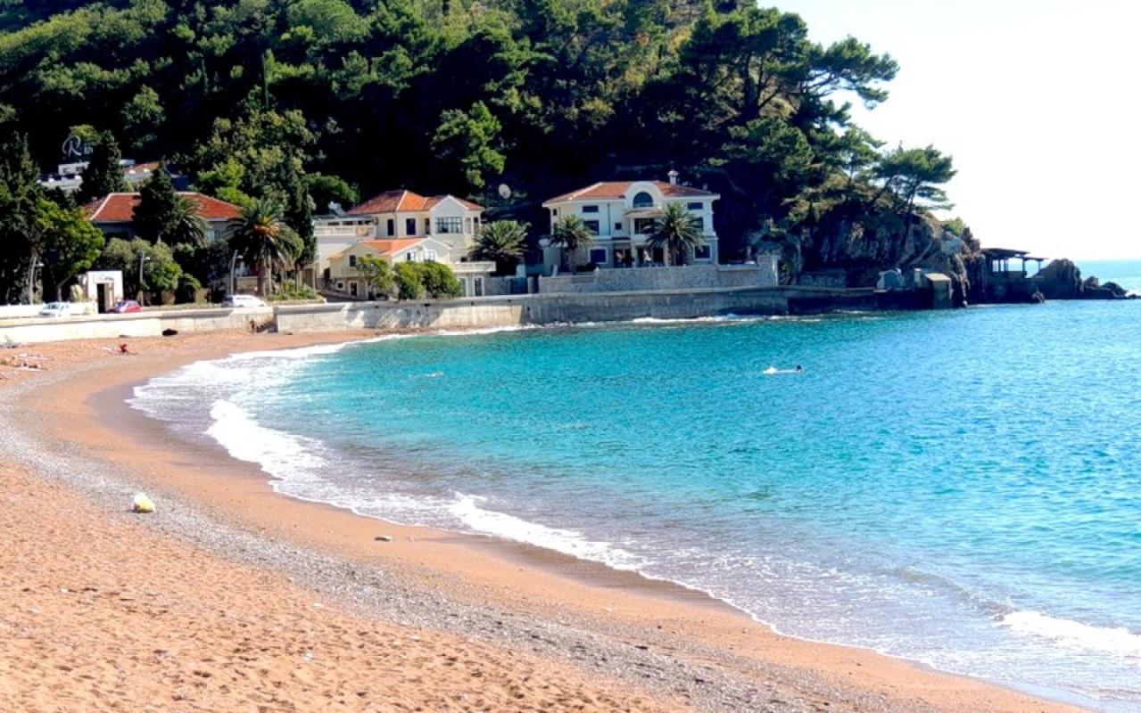 Petrovac Holiday apartments 1 view 2