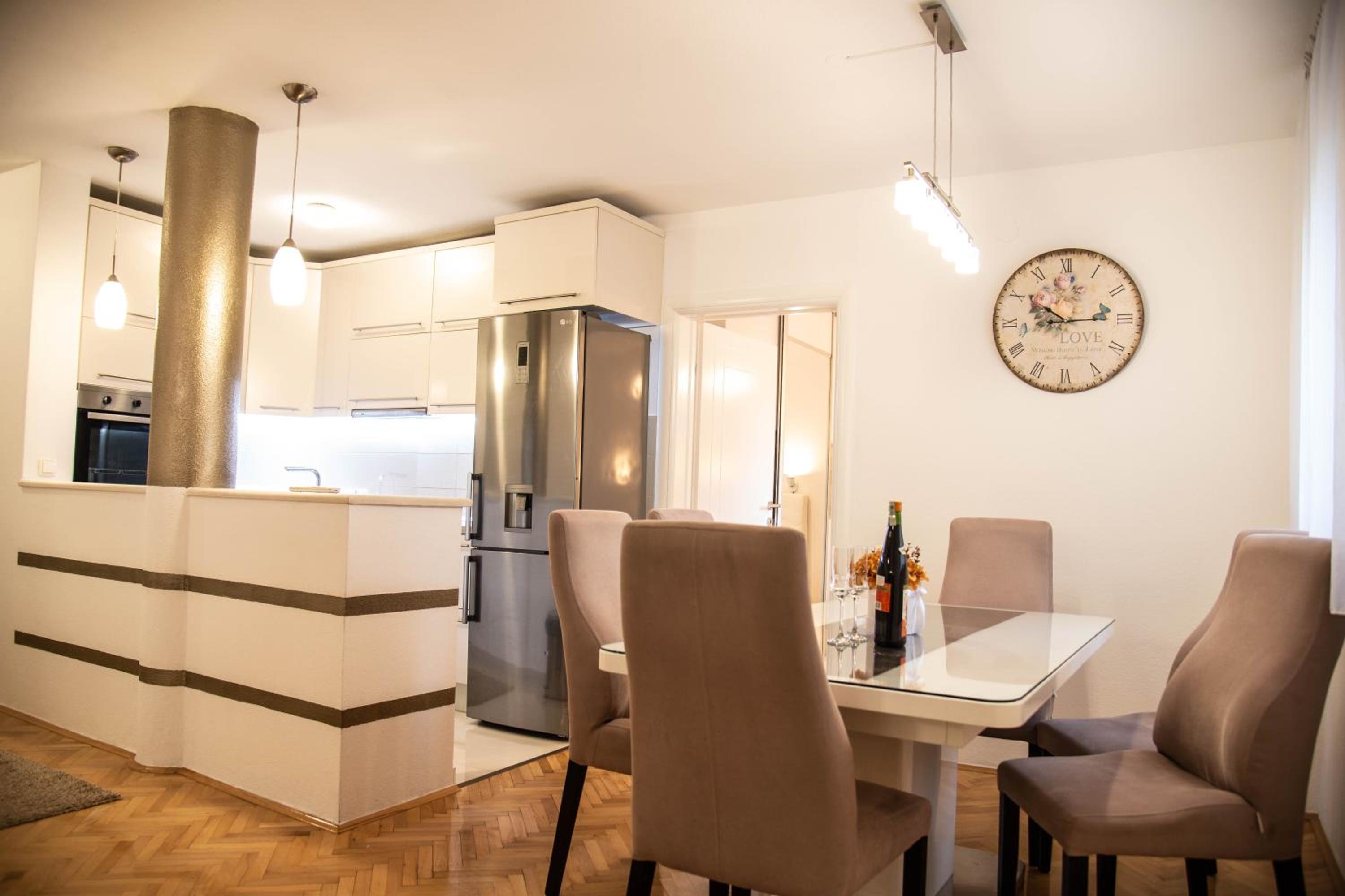 Lux Family Apartment KRUNA