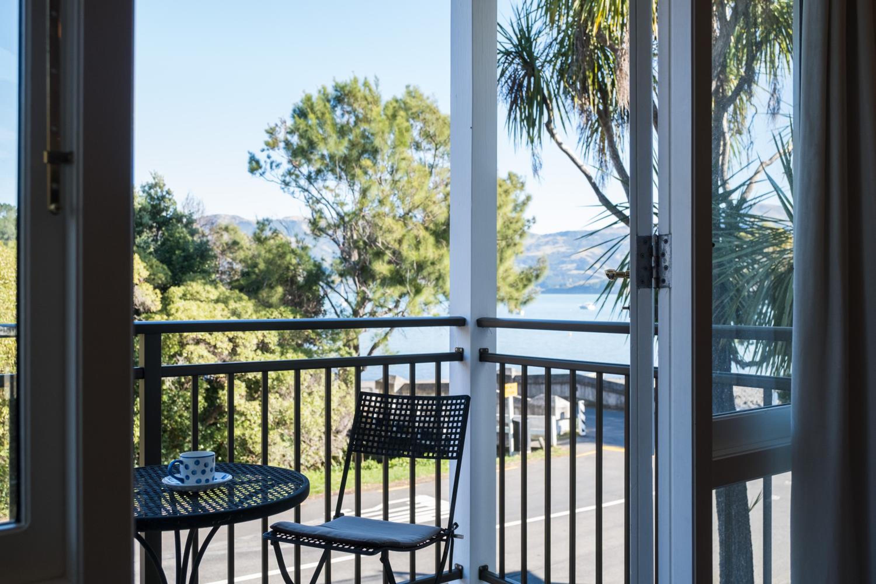 Balcony & Terrace