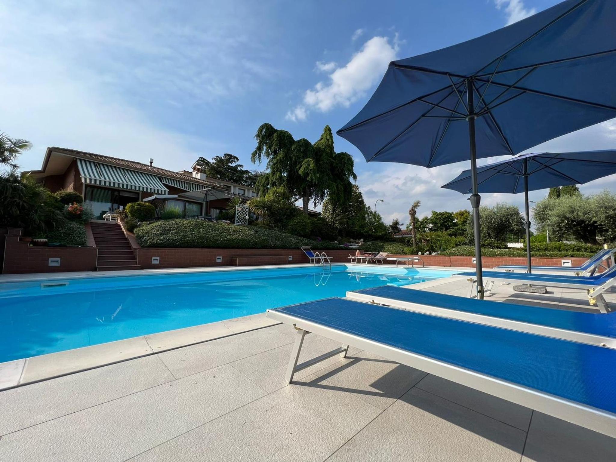 Villa Magnolia Garda Lake view 3