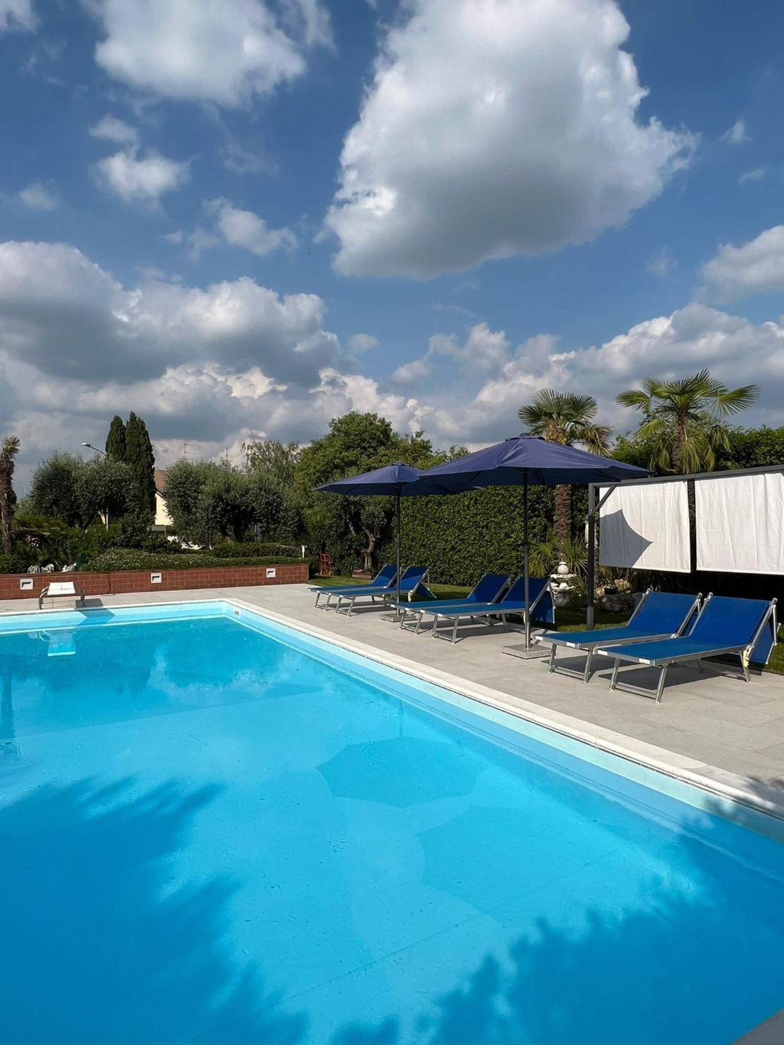 Villa Magnolia Garda Lake view 5