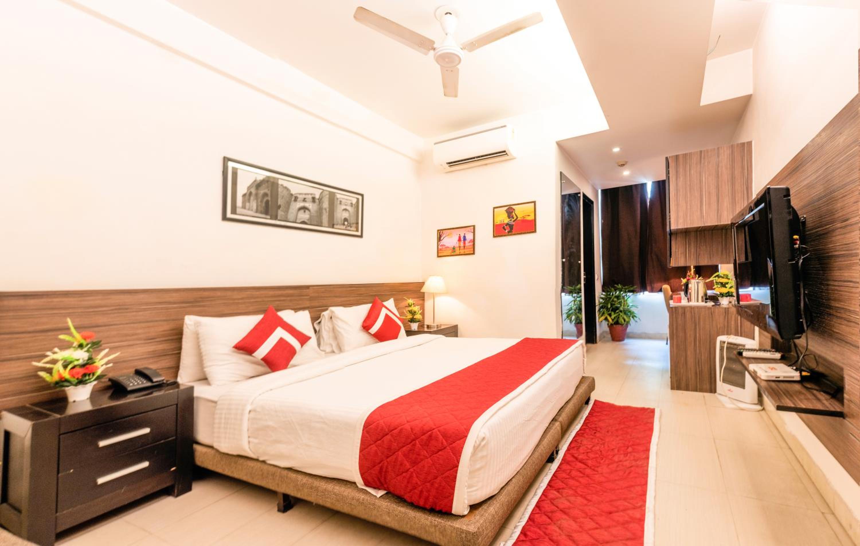 Octave Golfcourse Inn