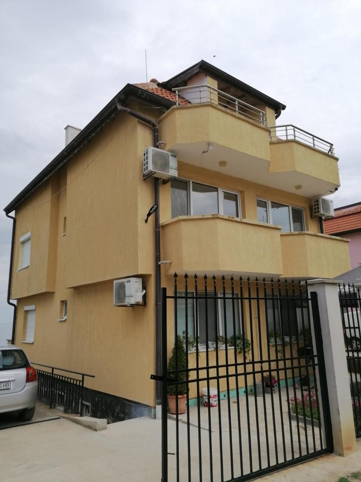 Villa Krisia Apartments