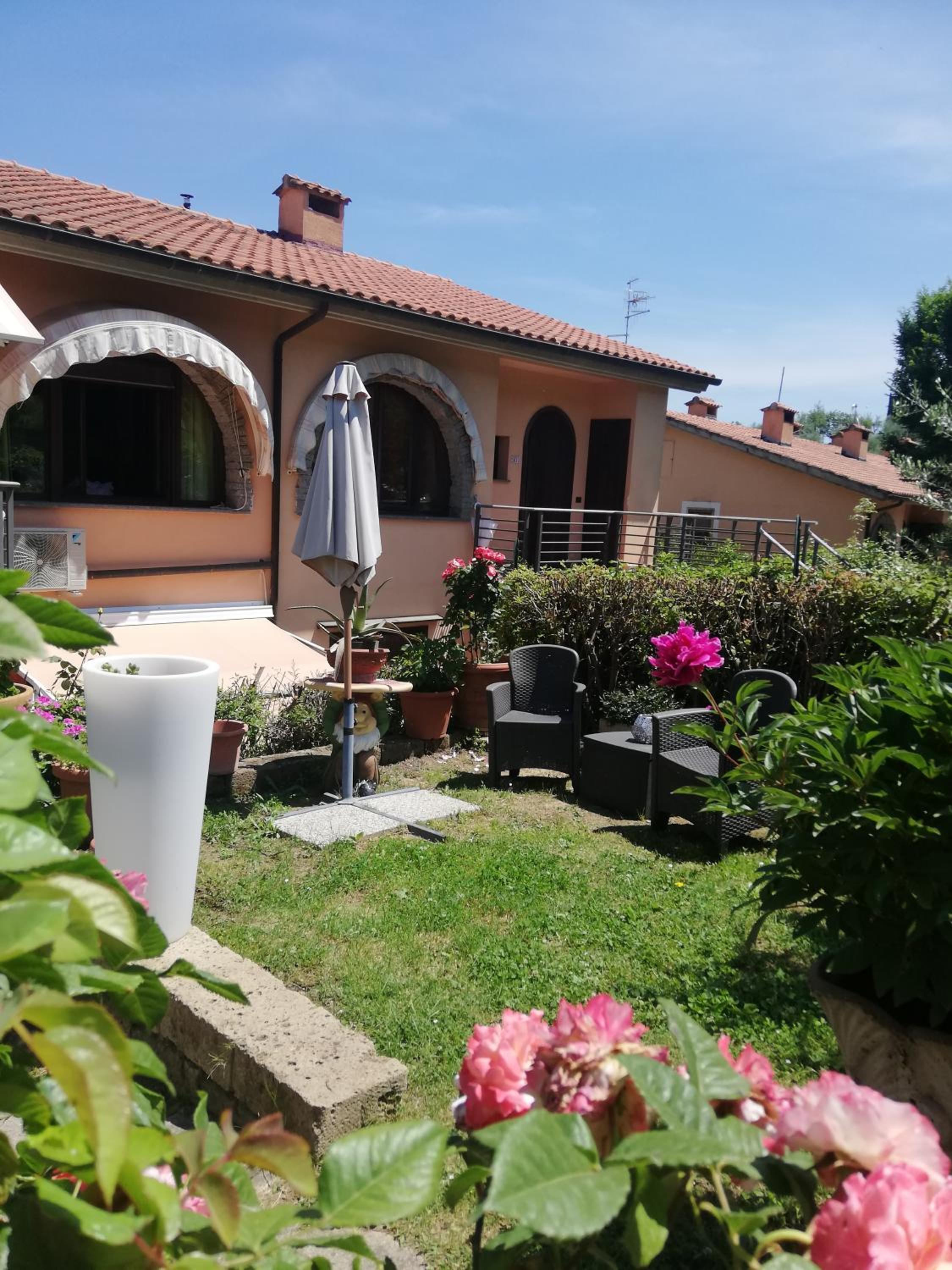 Appartamento Orchidea view 2