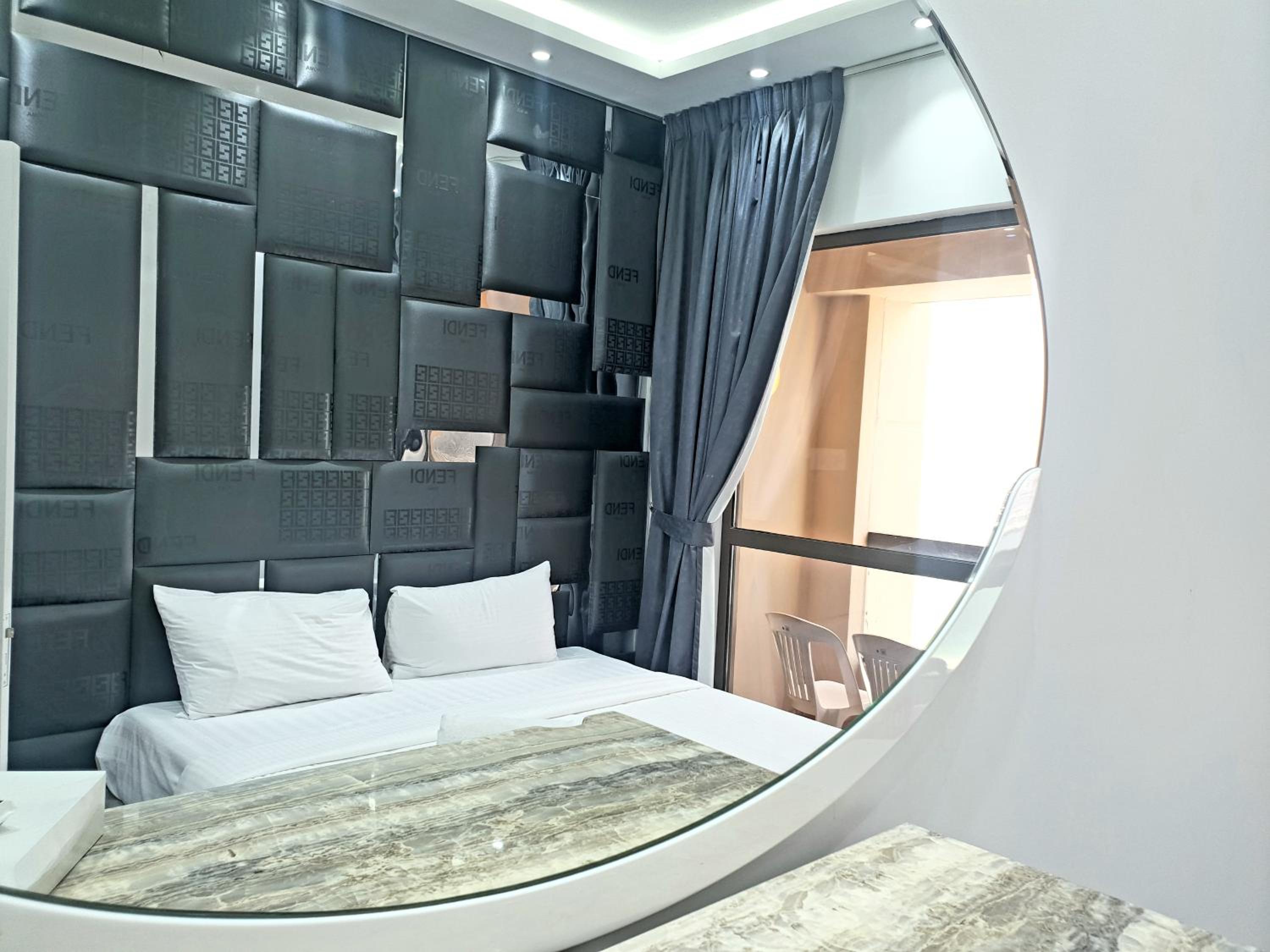 Modern Panoramic Sea View 3BR Apartment on JBR Walk