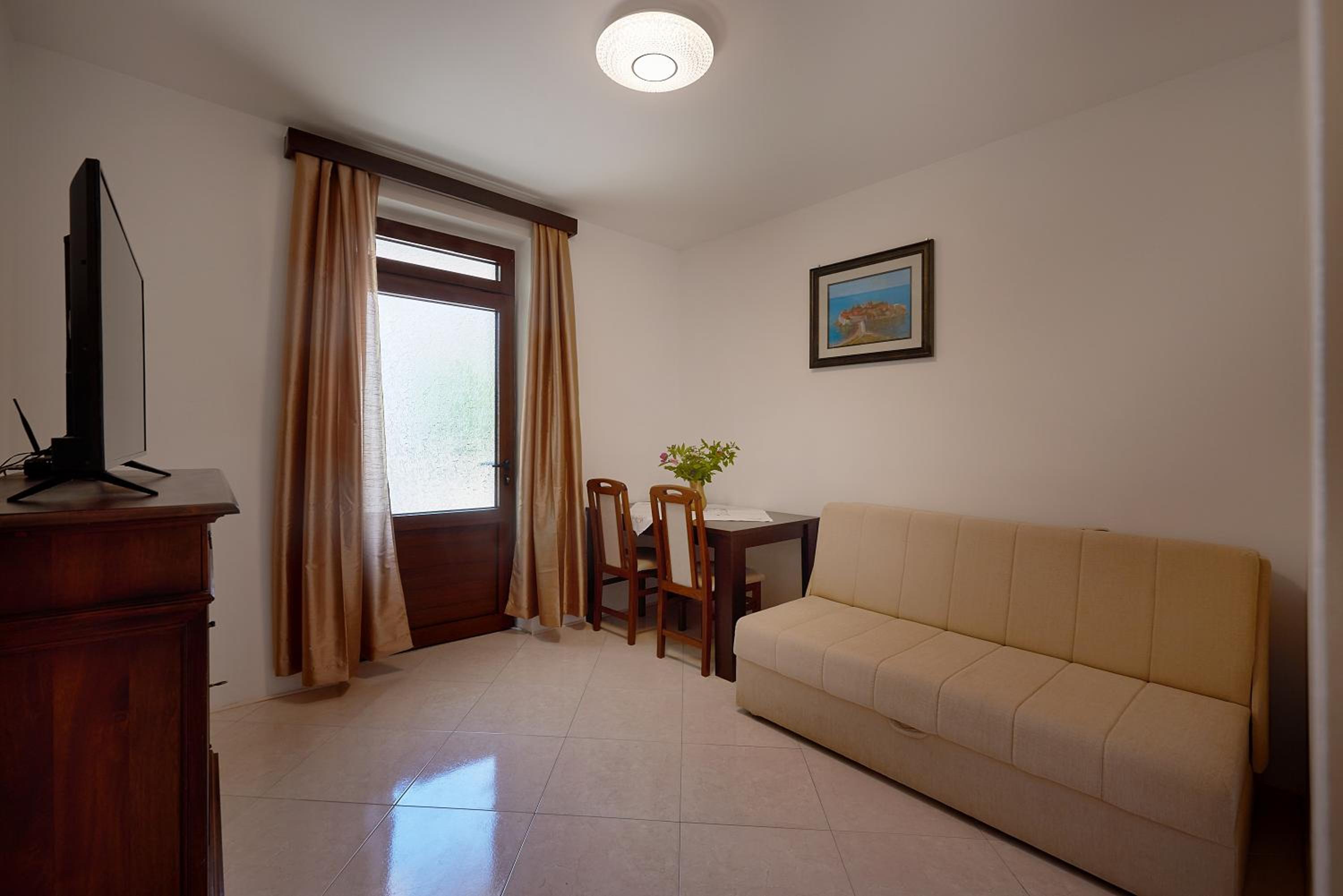 Apartmani Kuća u maslinama view 5