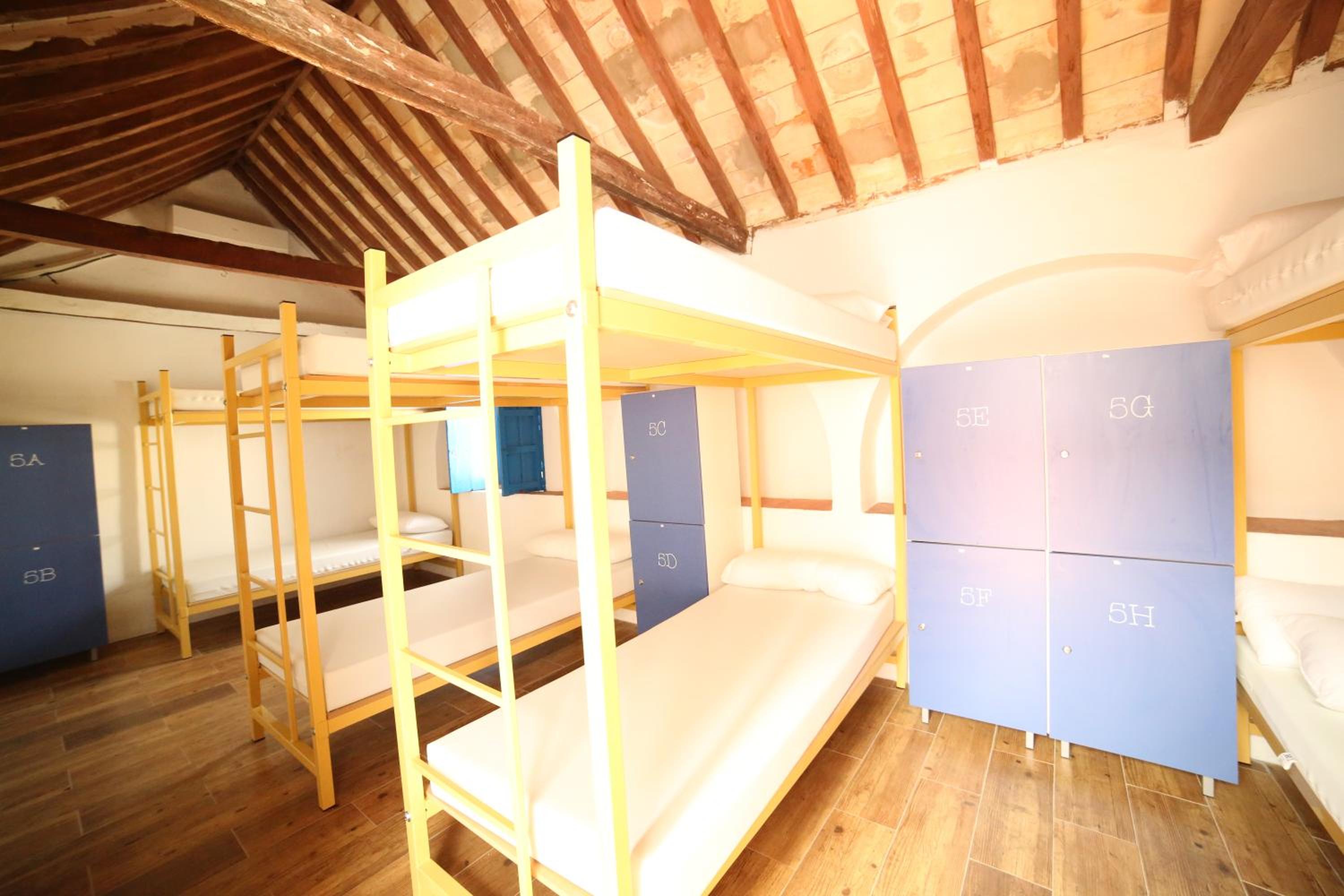 Wake up in Tarifa Hostel & Restaurant Lounge