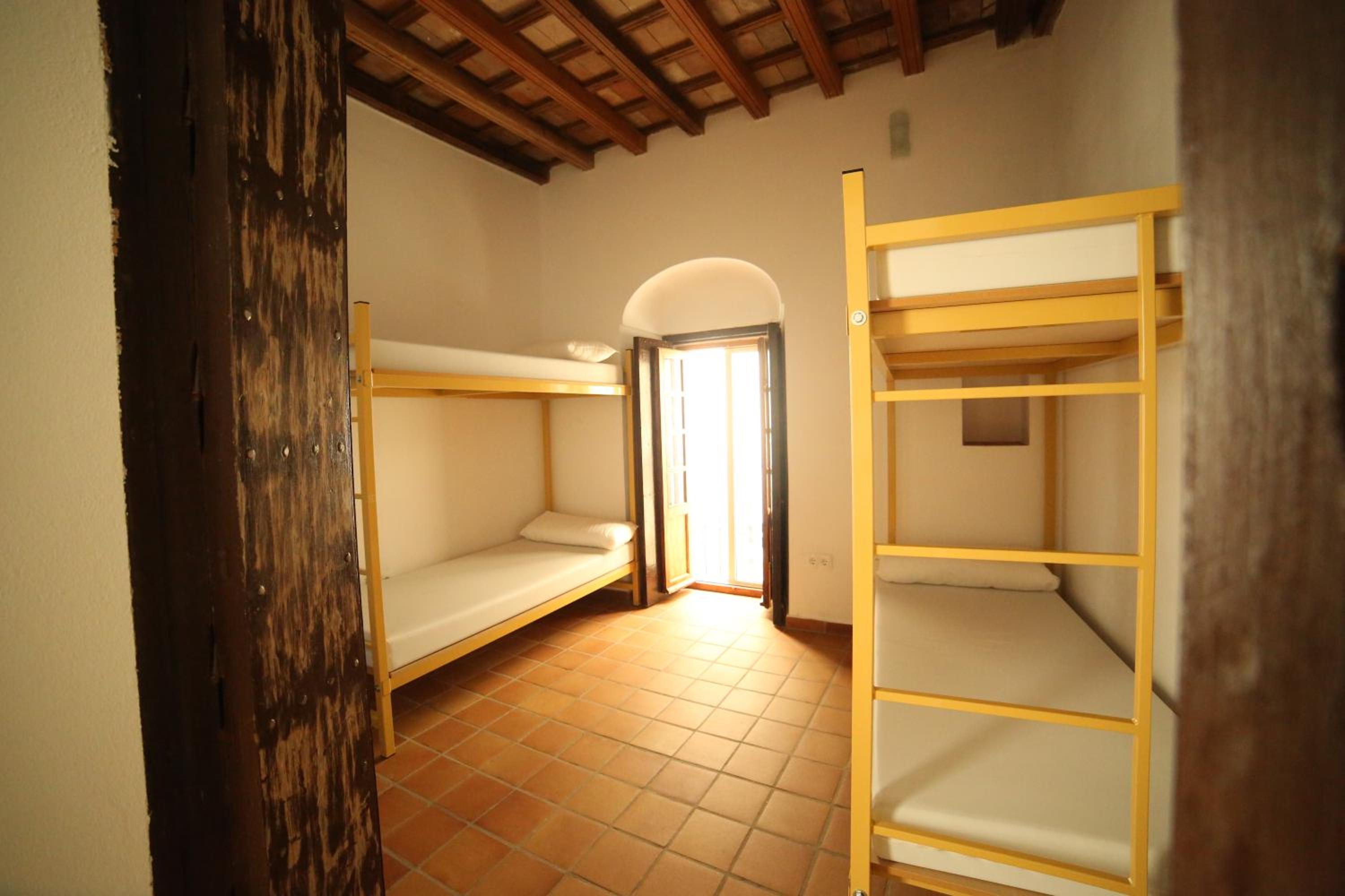Wake up in Tarifa Hostel & Restaurant Lounge
