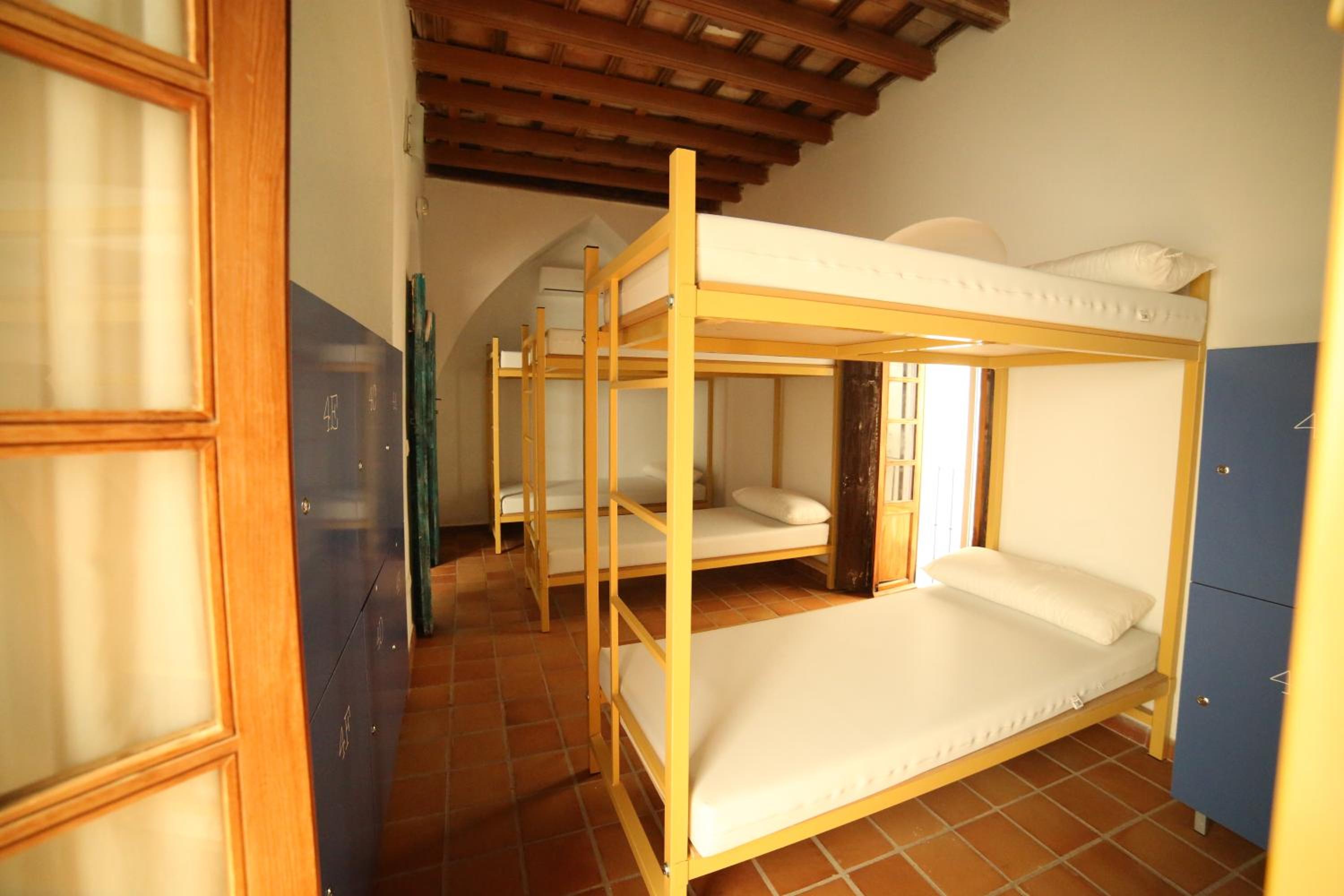 Wake up in Tarifa Hostel & Restaurant Lounge