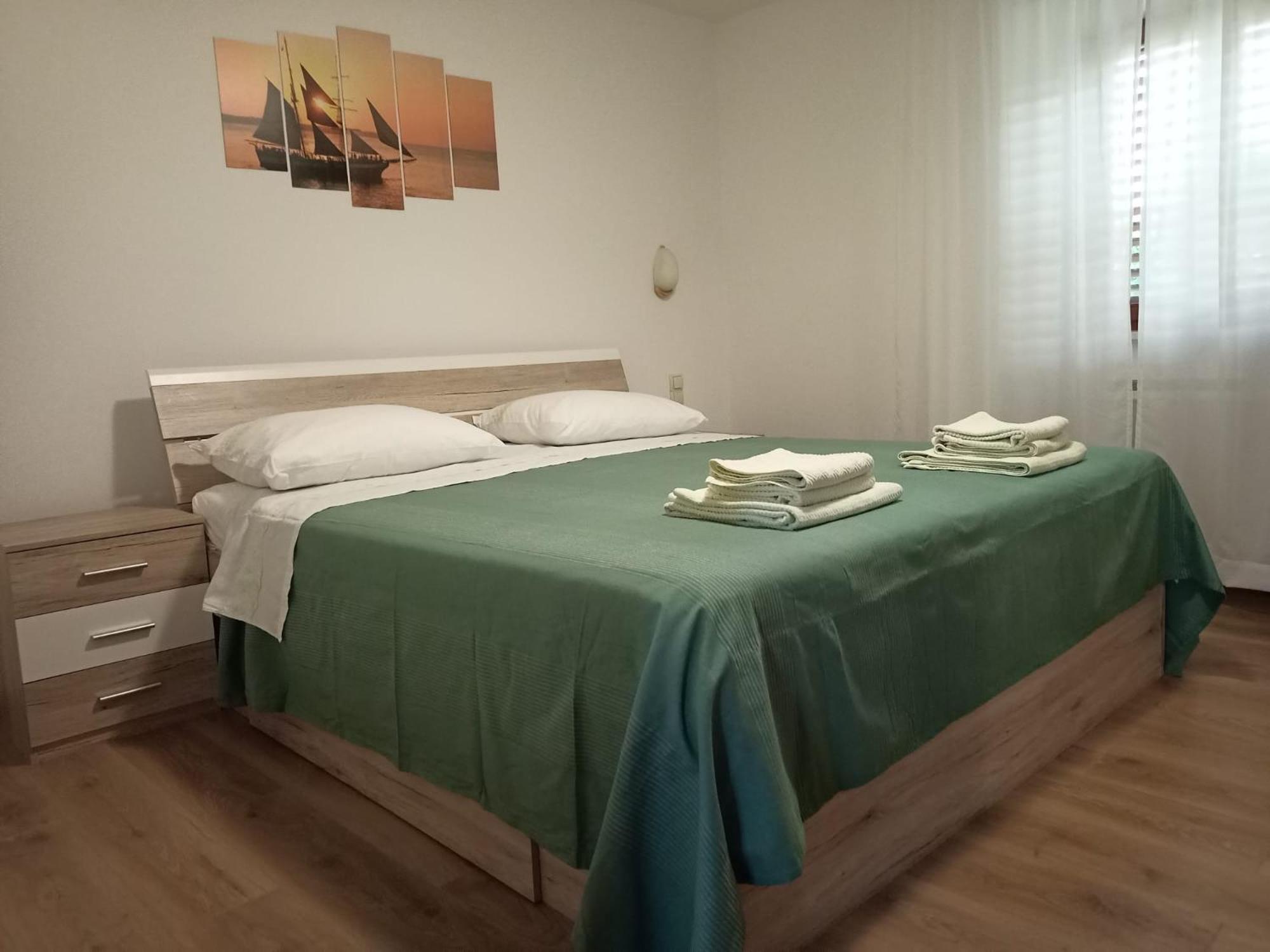 Apartments Vodarić Loznati