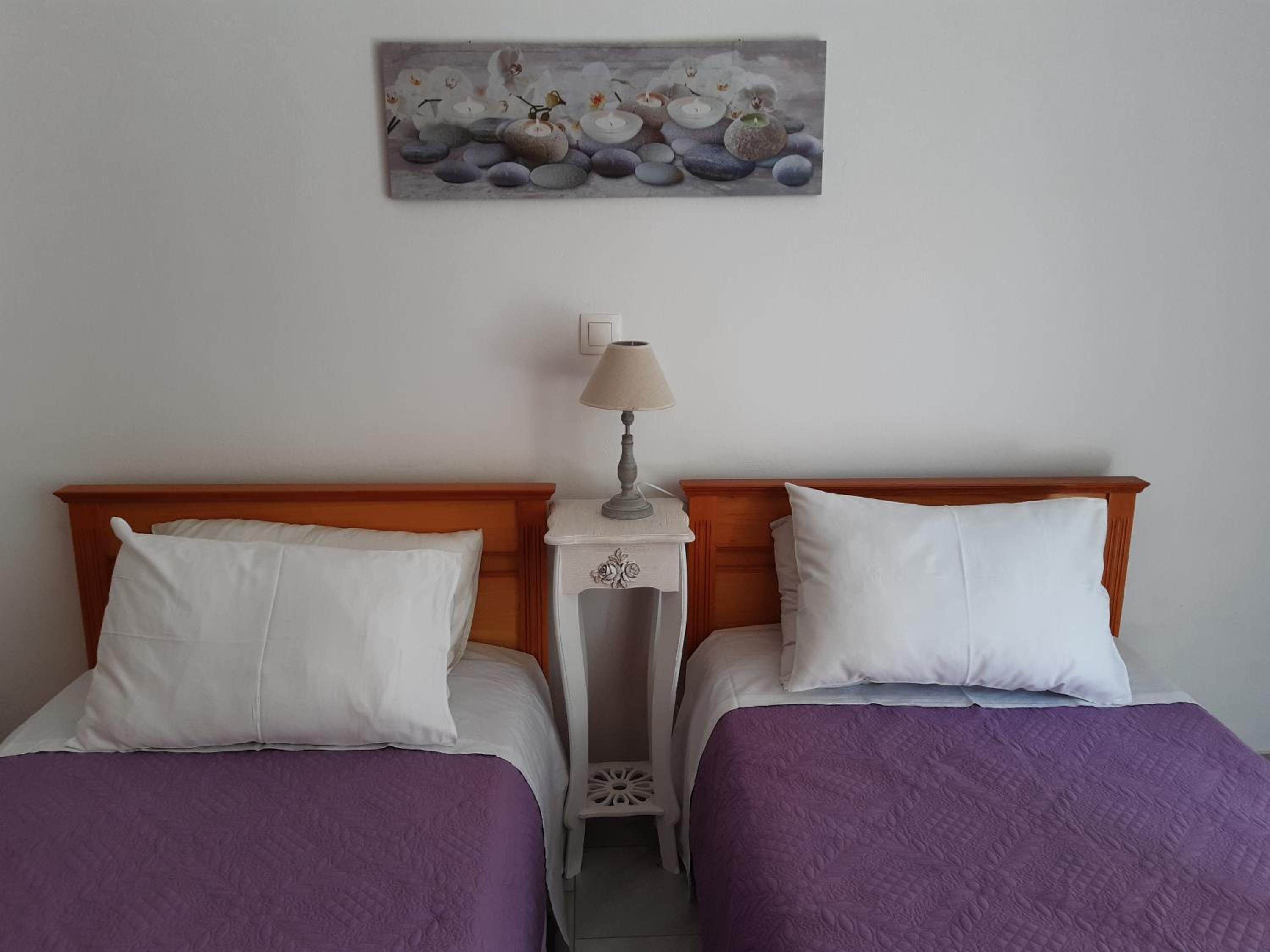 Renovated Apartment in Adelianos Kampos