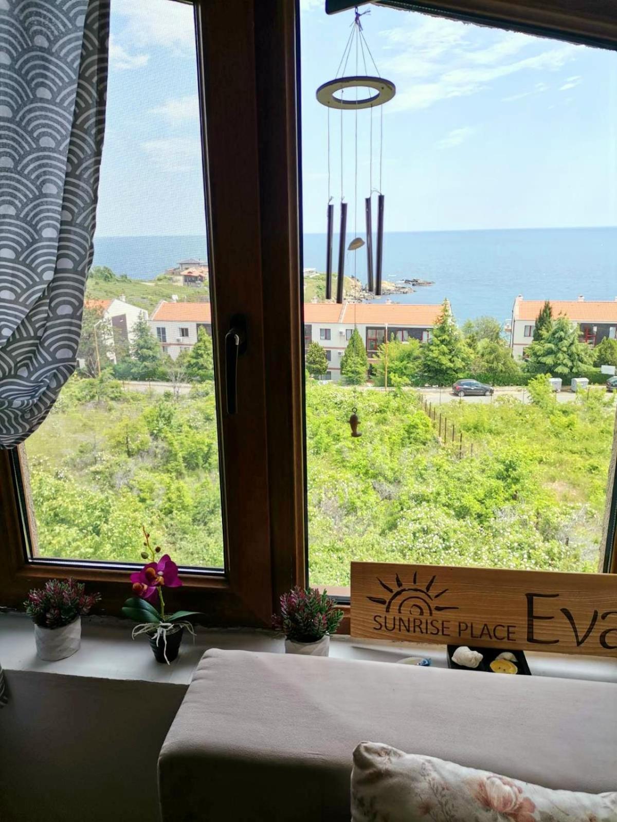 Sunrise place Eva view 4