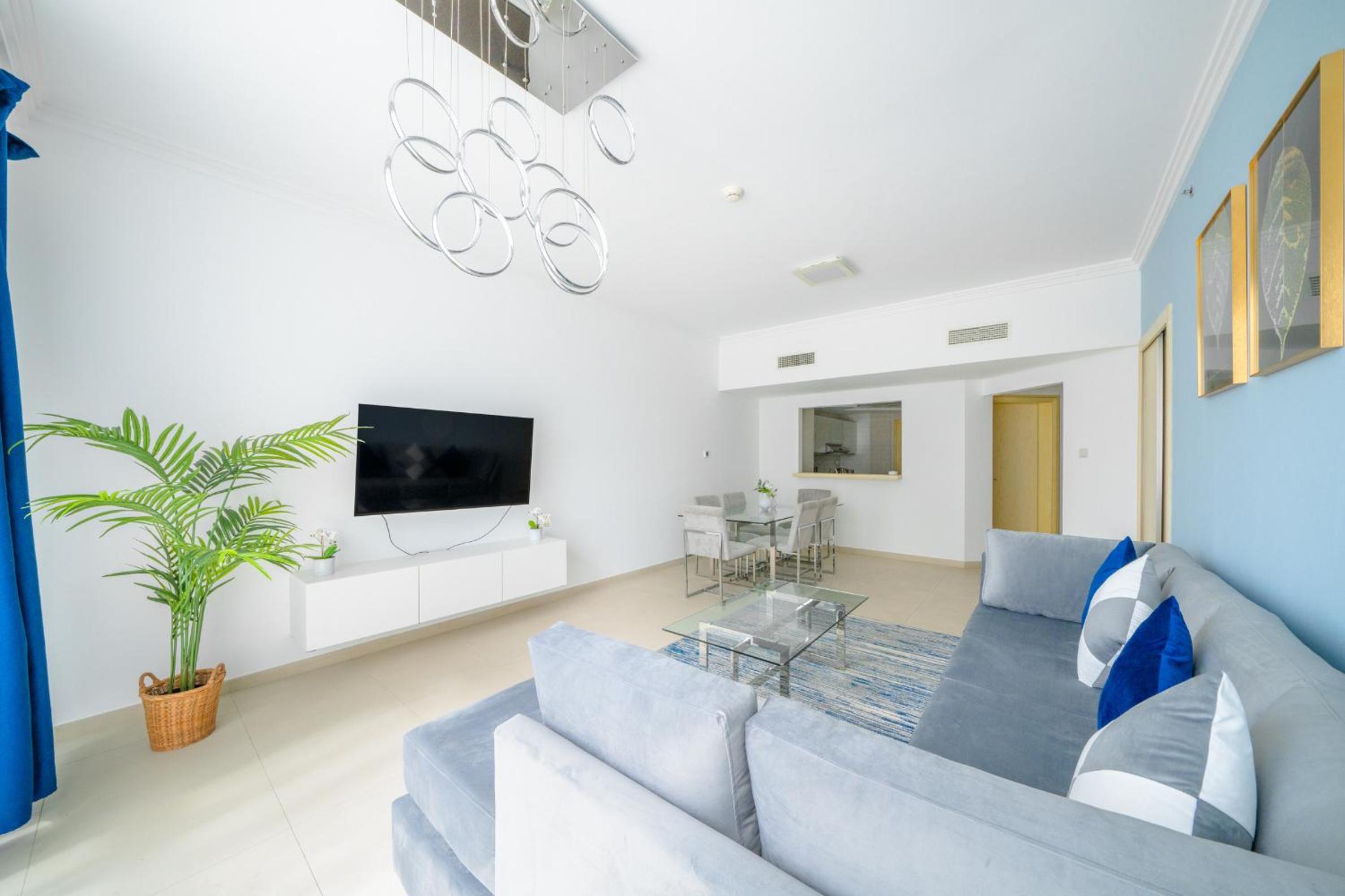 ALH Vacay - Al Bateen Residences 2BR photo 4
