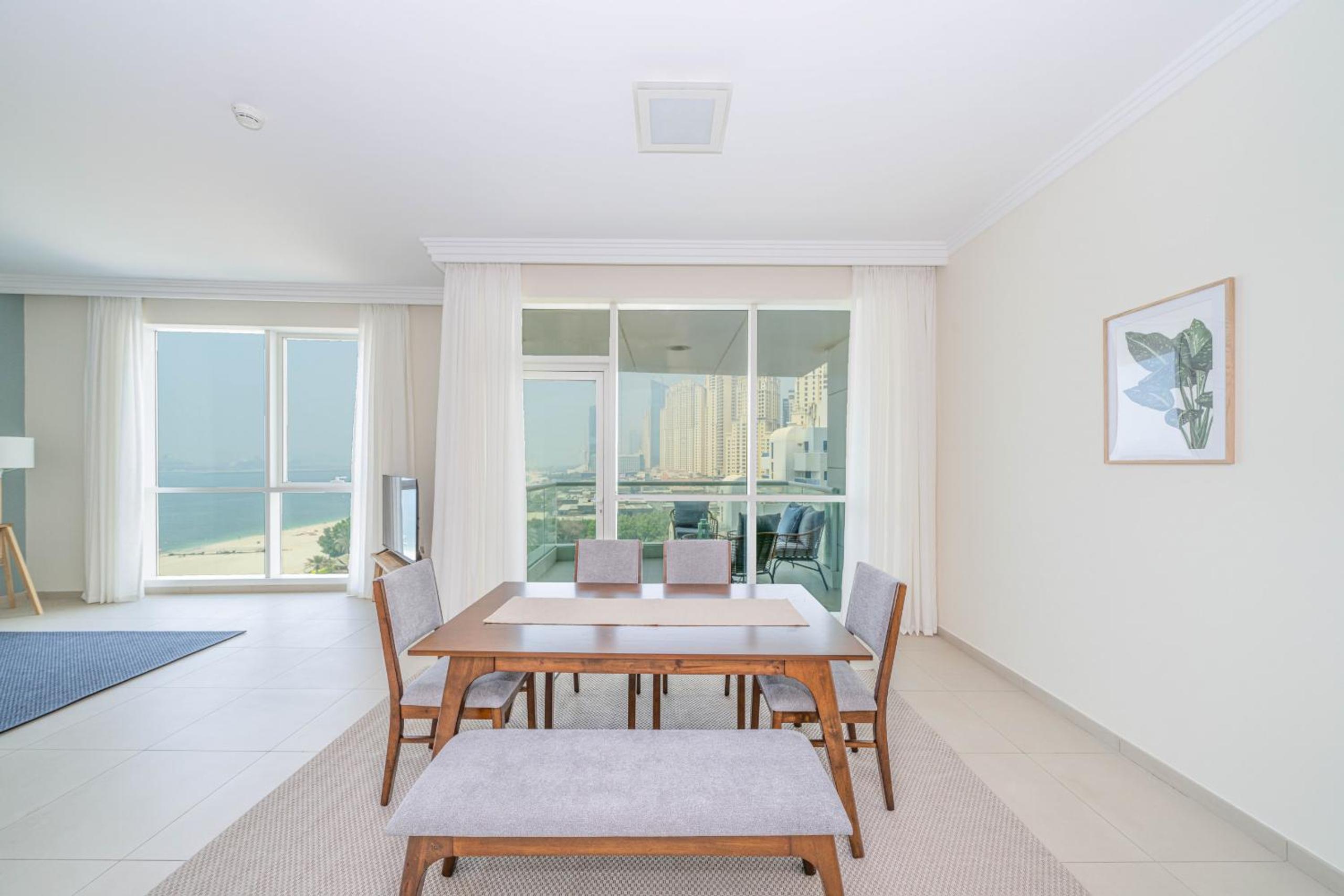 ALH Vacay - Amazing 2 BR in Jumeirah Beach Residences
