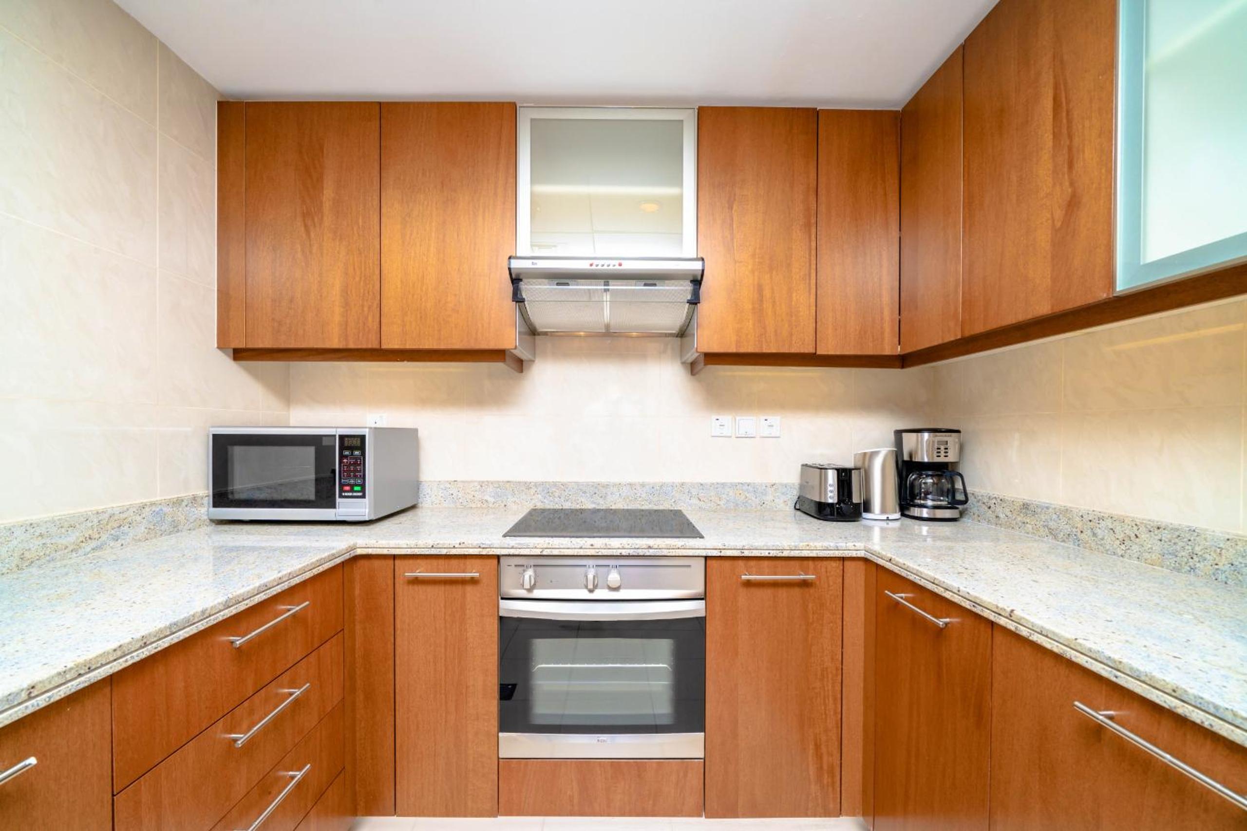 ALH Vacay - 2 Bedrooms in Downtown Dubai