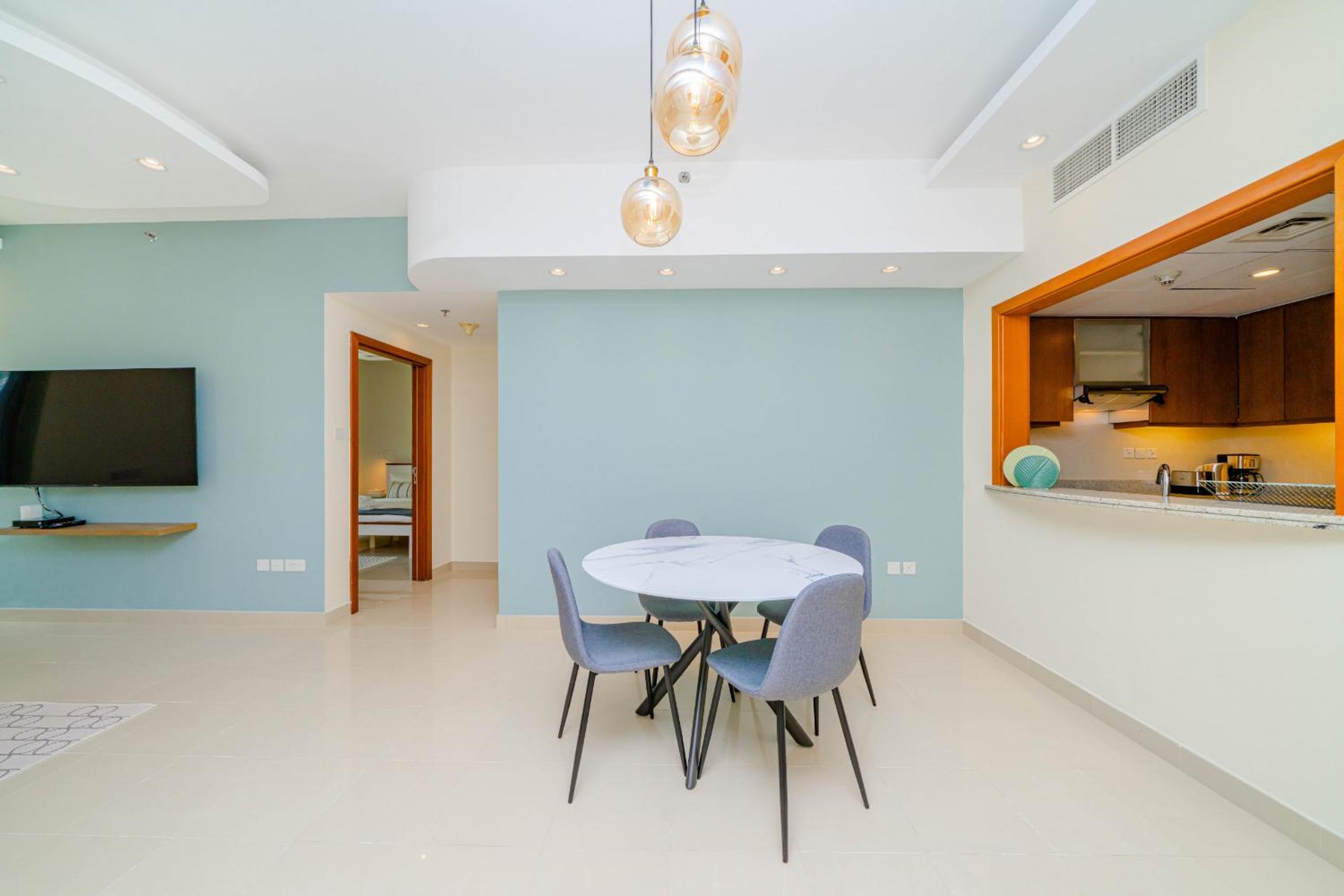 ALH Vacay - 2 Bedrooms in Downtown Dubai