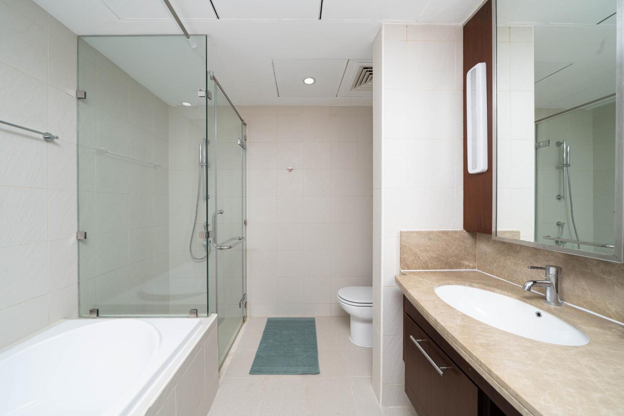 ALH Vacay - 2 Bedrooms in Downtown Dubai