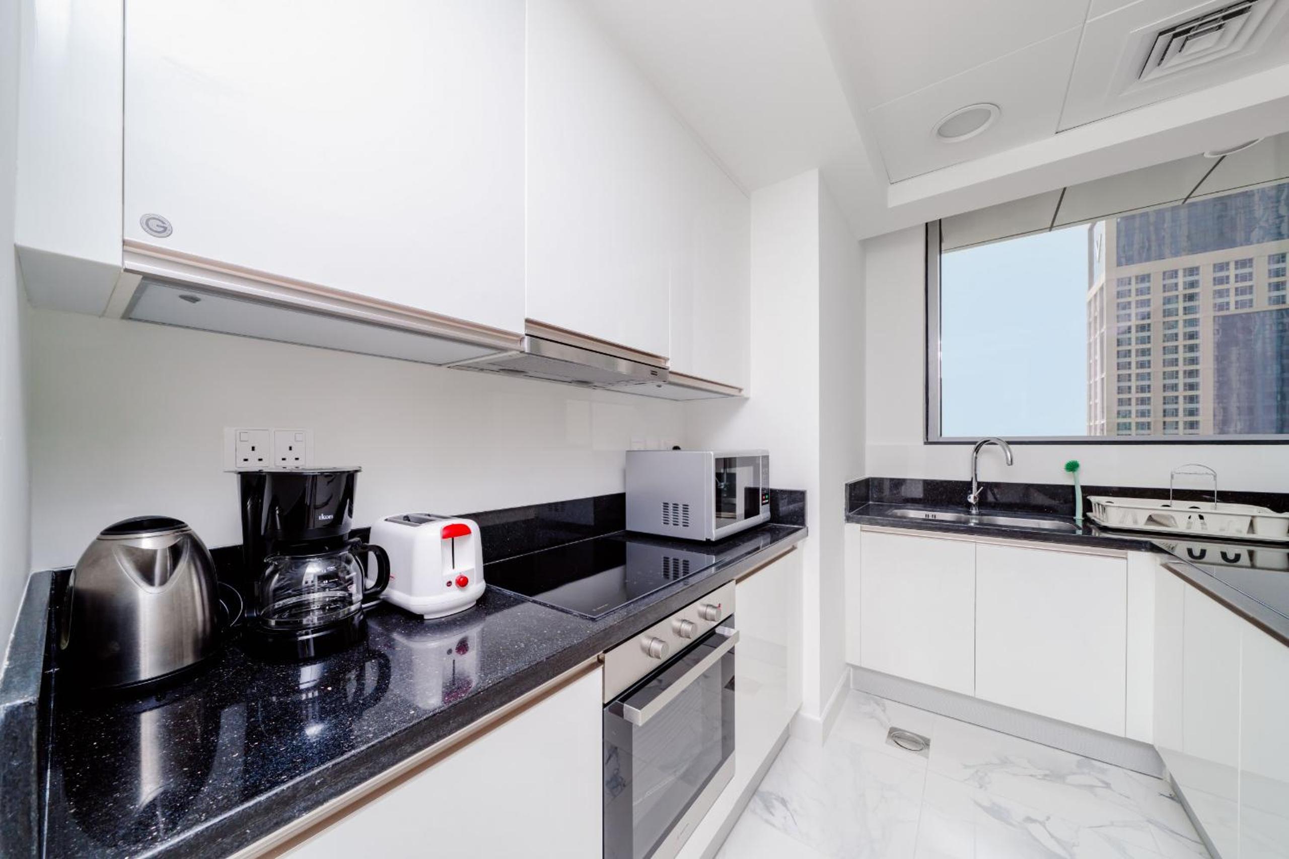 ALH Vacay - High Floor 2 Bedrooms in Al Habtoor