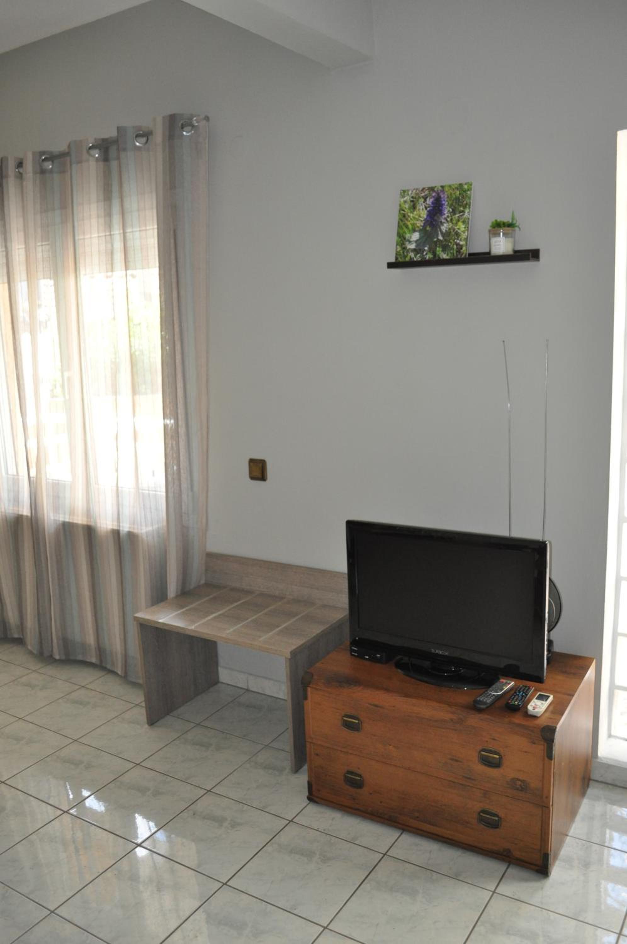 Photo 41