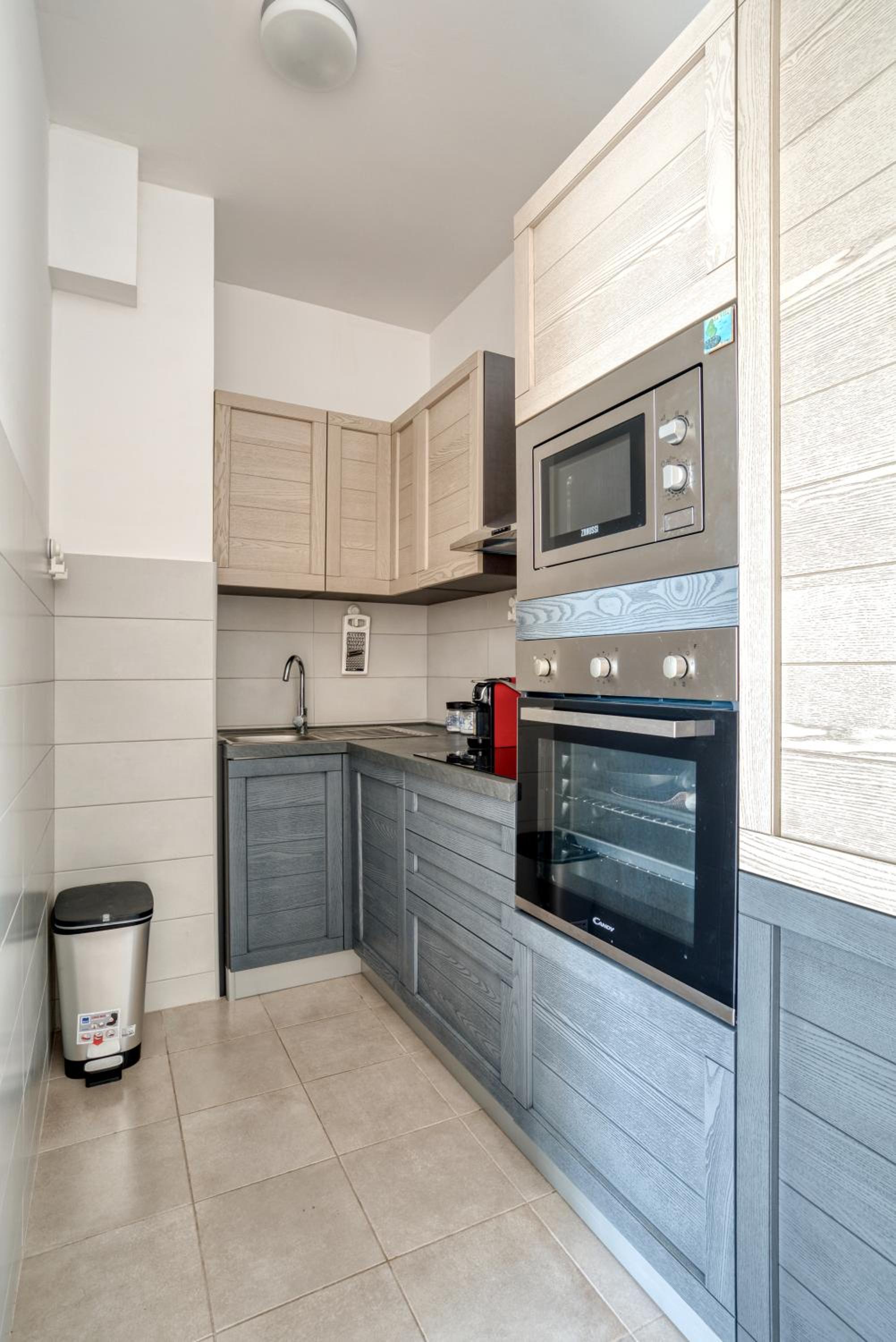 Baby Blue Apartments photo 5