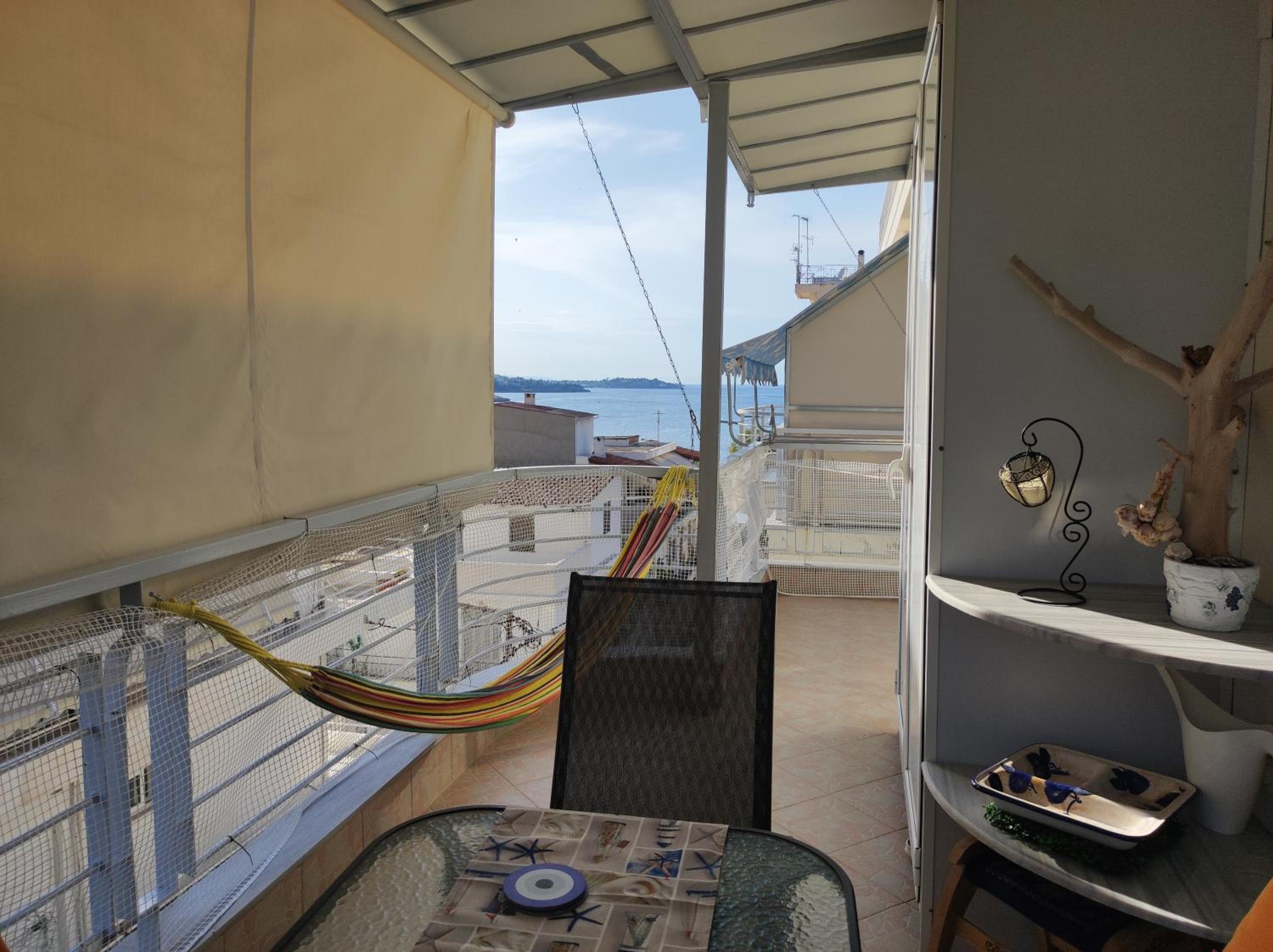 Apartment for 4 with sea view in a quiet neighborhood photo 2