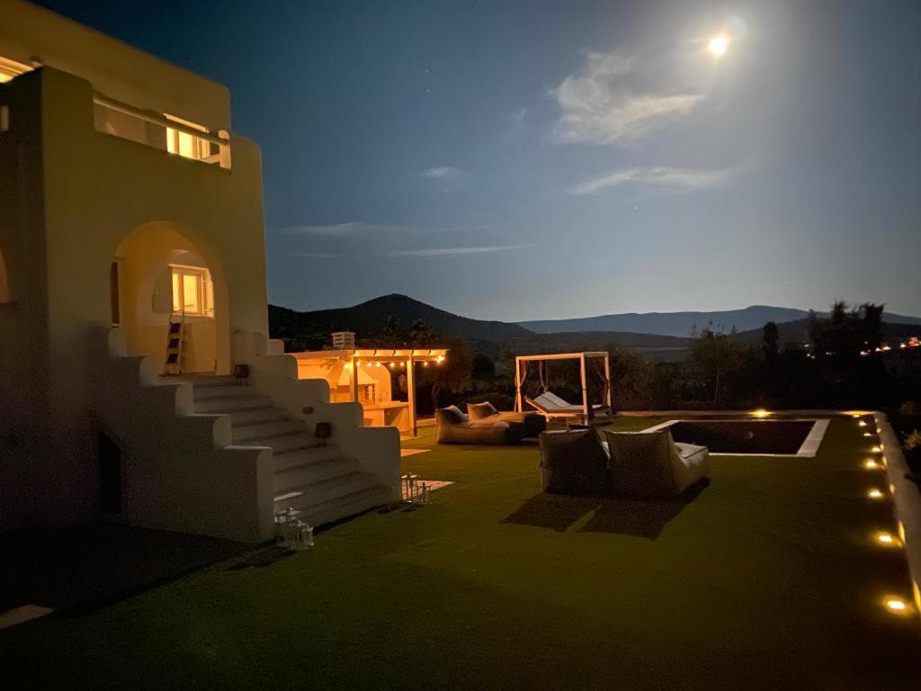 Pyrgaki Beach Villa