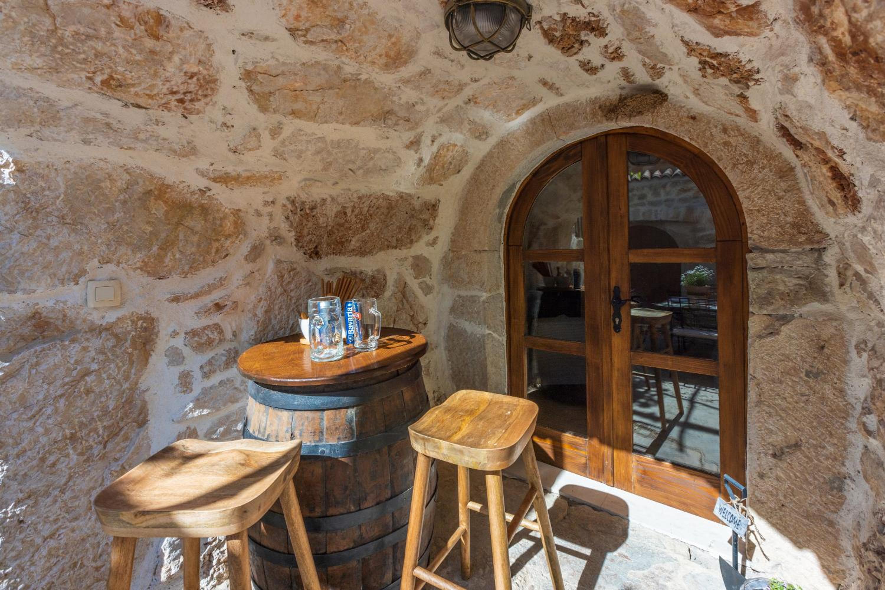 STARA KUĆA - old stone house