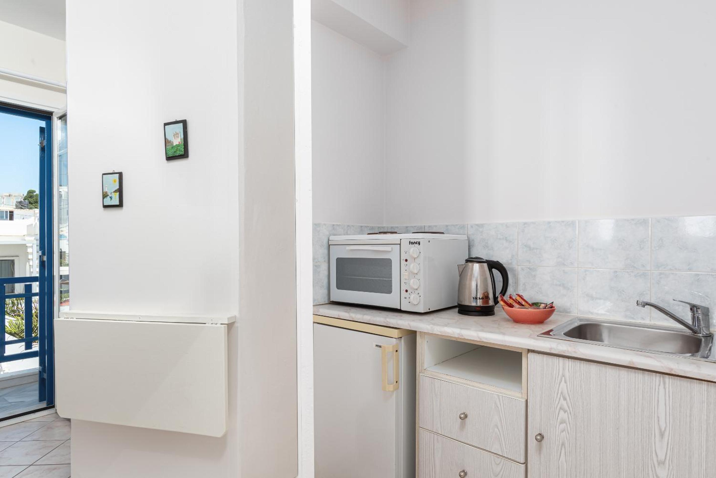 Noe Rooms